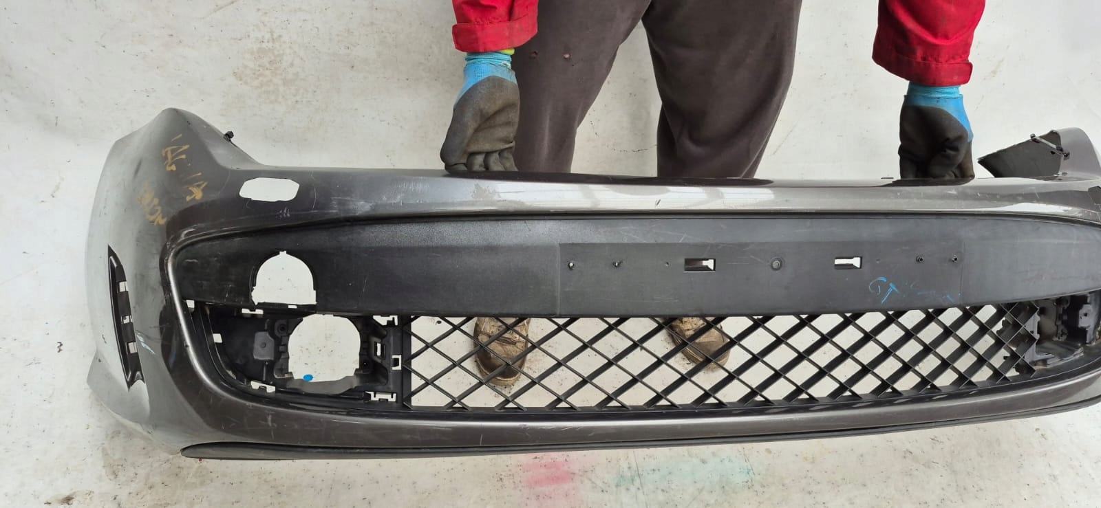 RENAULT LAGUNA III 3 GT 07-13 bumper front front washer