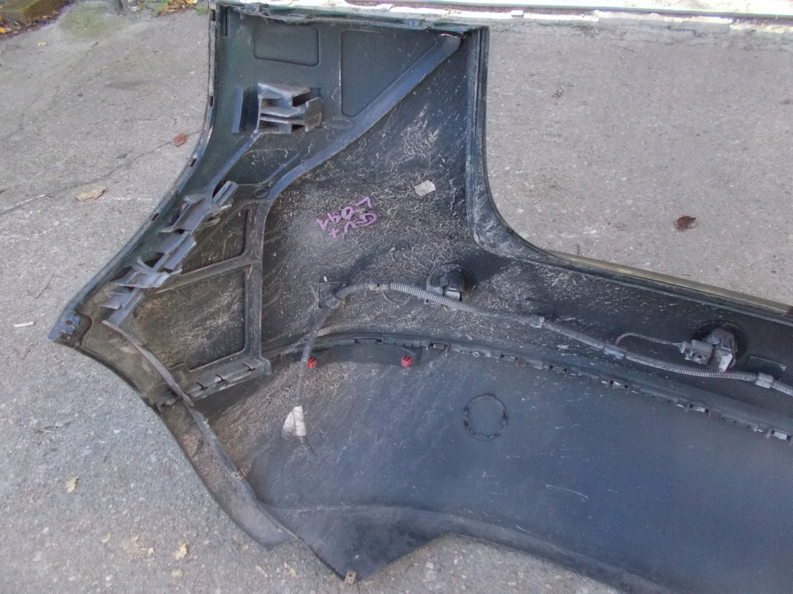 VW GOLF V plus nárazník záď Z PDC L041
