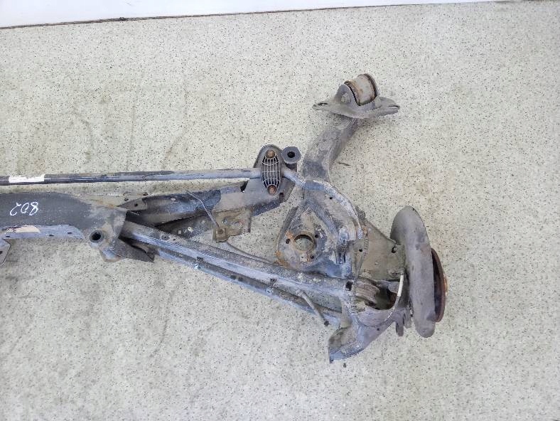 BELKA ZAWIESZENIA TYŁ SANKI 4X4 OŚ Mini Countryman II (2017- 2023 ) F60 Jakość części (zgodnie z GVO) O - oryginał z logo producenta pojazdu (OE)