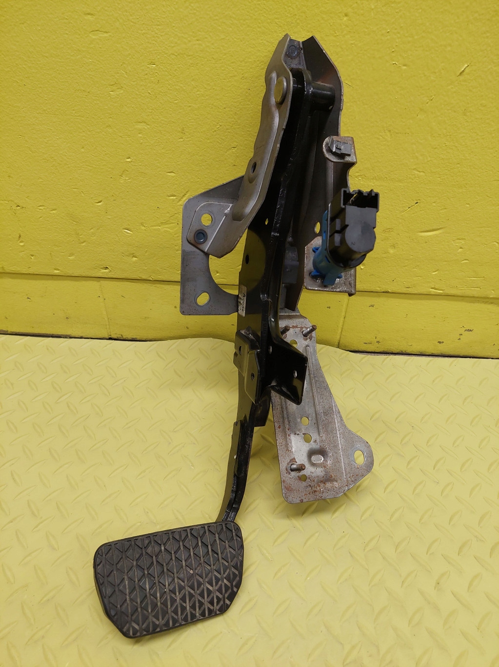 MAZDA 5 2.3 PEDAL Bremse