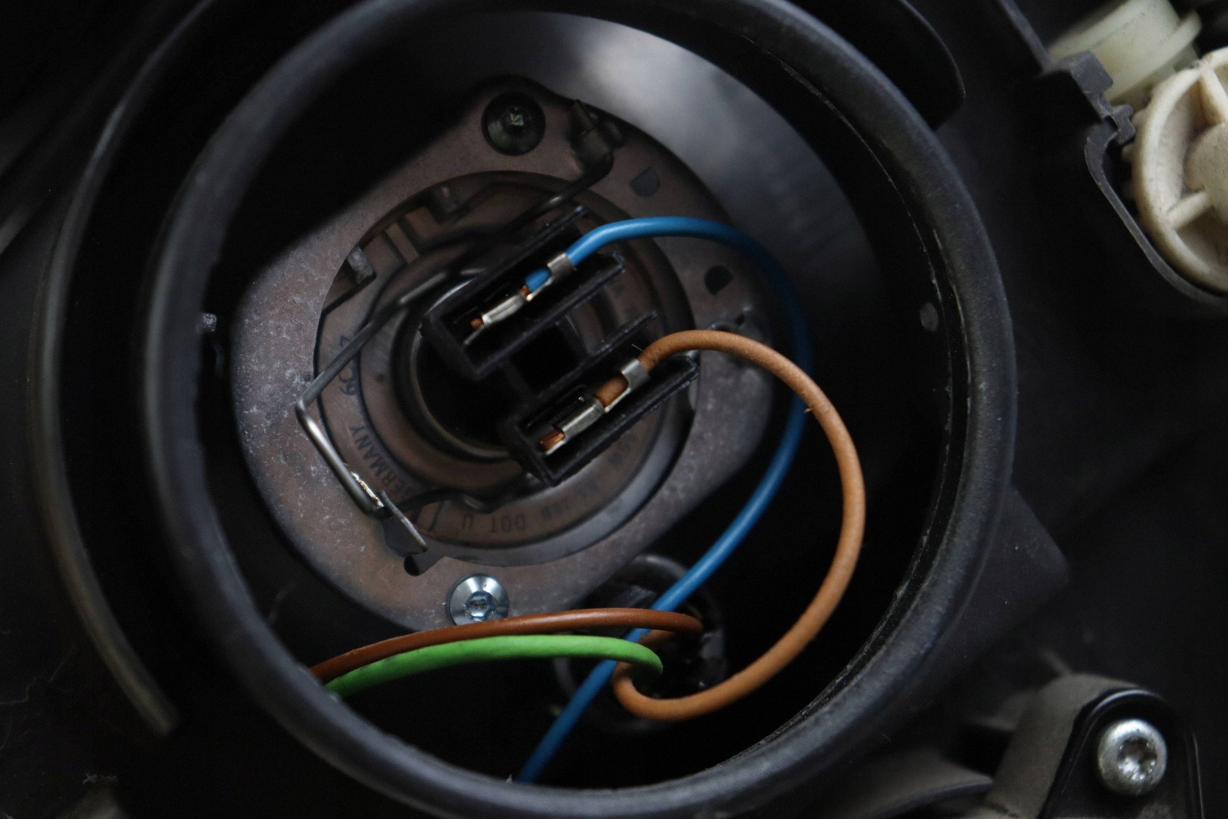 OPEL MERIVA A light front right front XENON 93321055 EUROPA