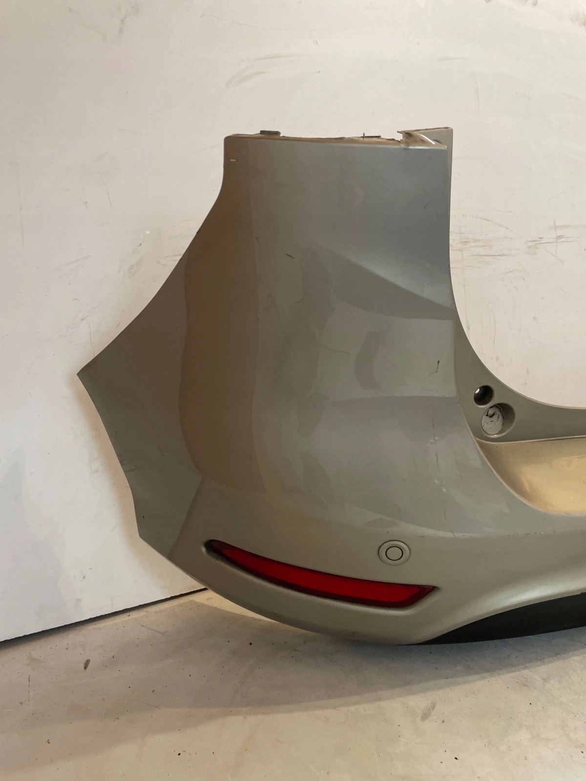 bumper rear part rear Ford B-Max 4xPDC zloty