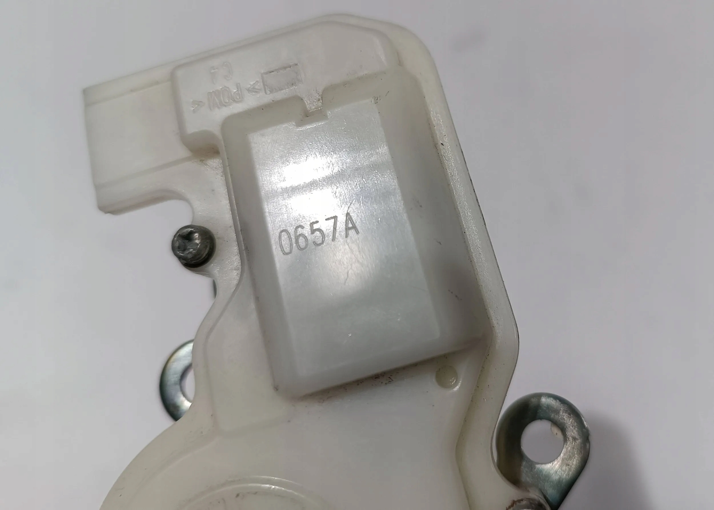 lock bonnet boot Jeep Cherokee 2014