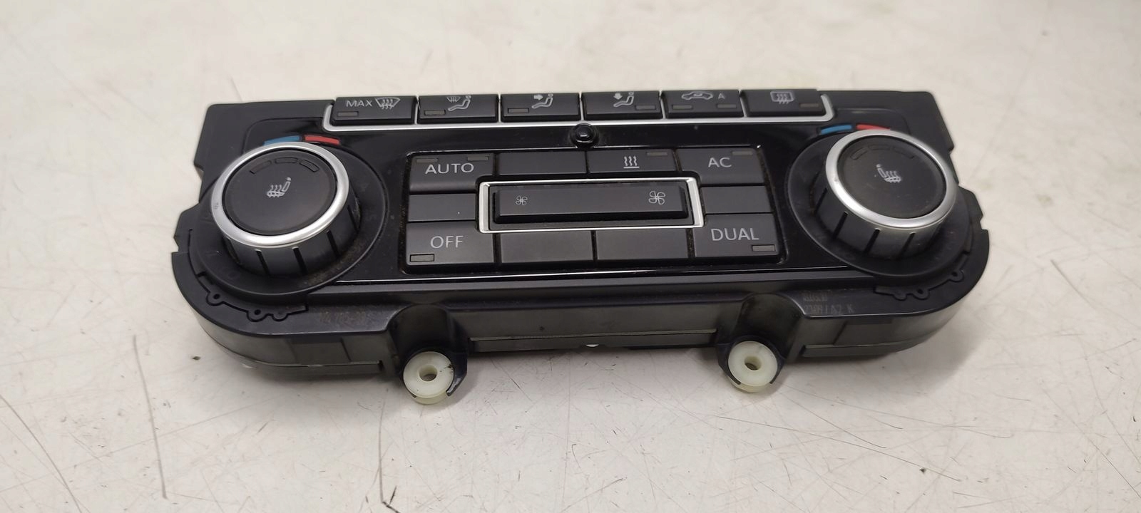 Panel klími klimatizaci VW Passat CC 2,0 TDI