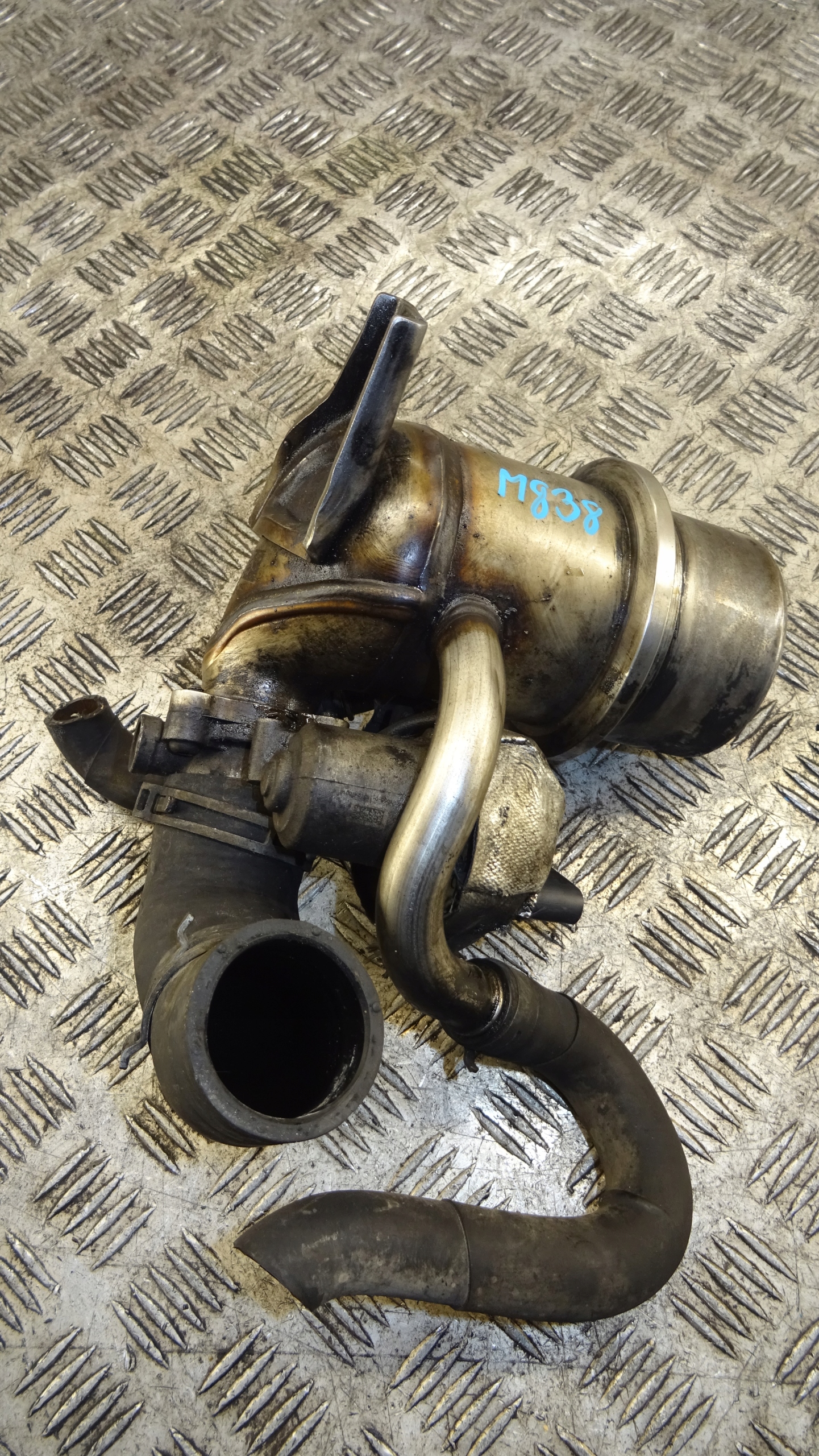 Volkswagen OE 04L131512 EGR NR M838