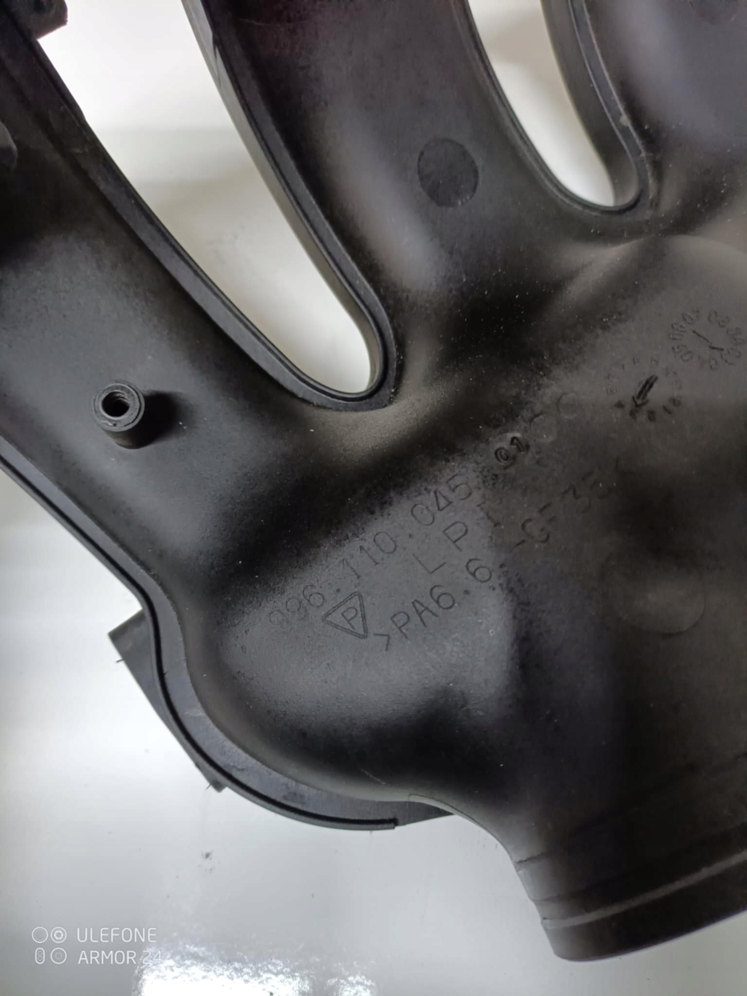 PORSCHE BOXSTER 986 intake manifold 996110045 2.7