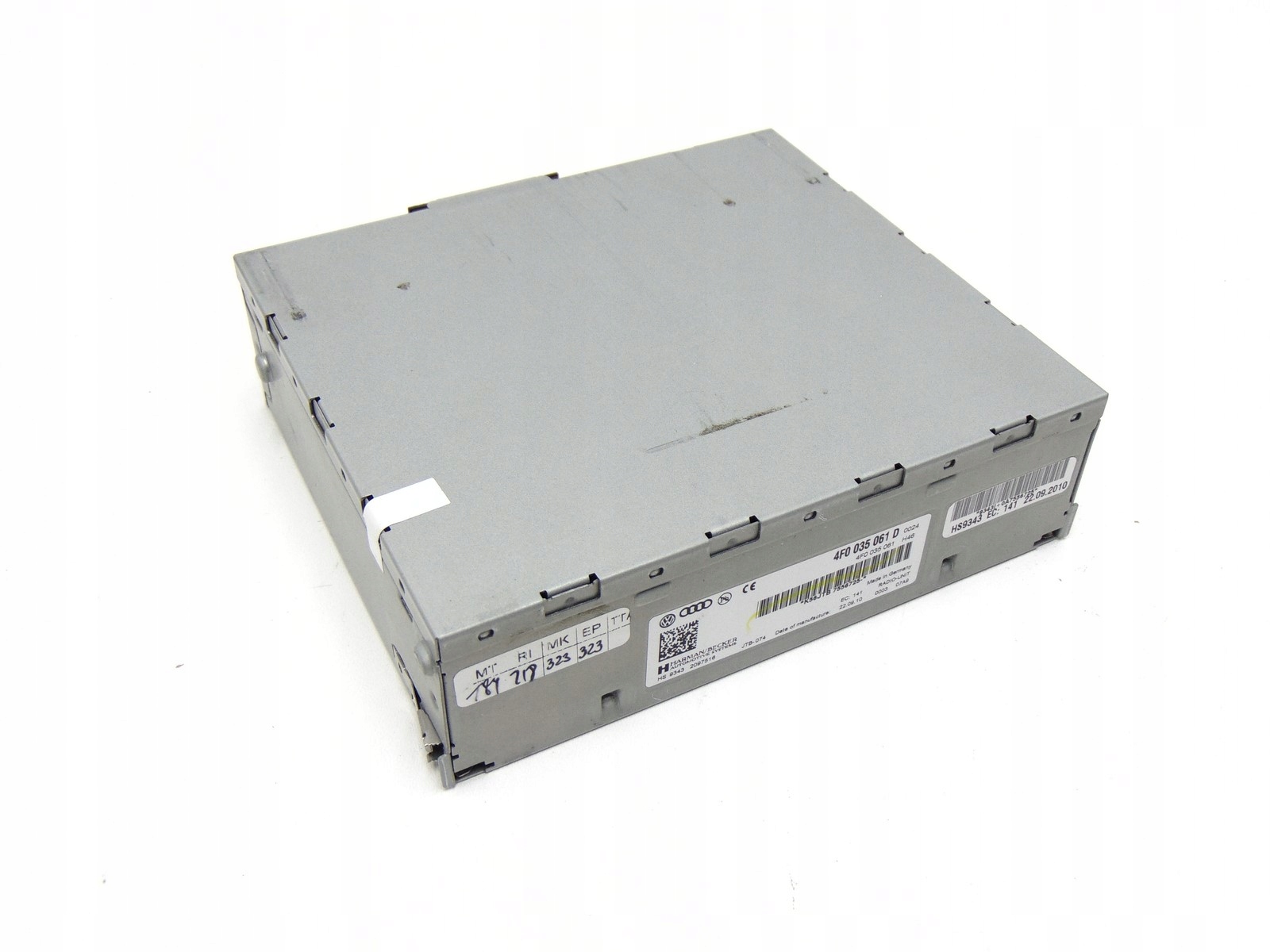 Радиоприемник AUDI A4 A5 A6 Q5 Q7 4F0035061D