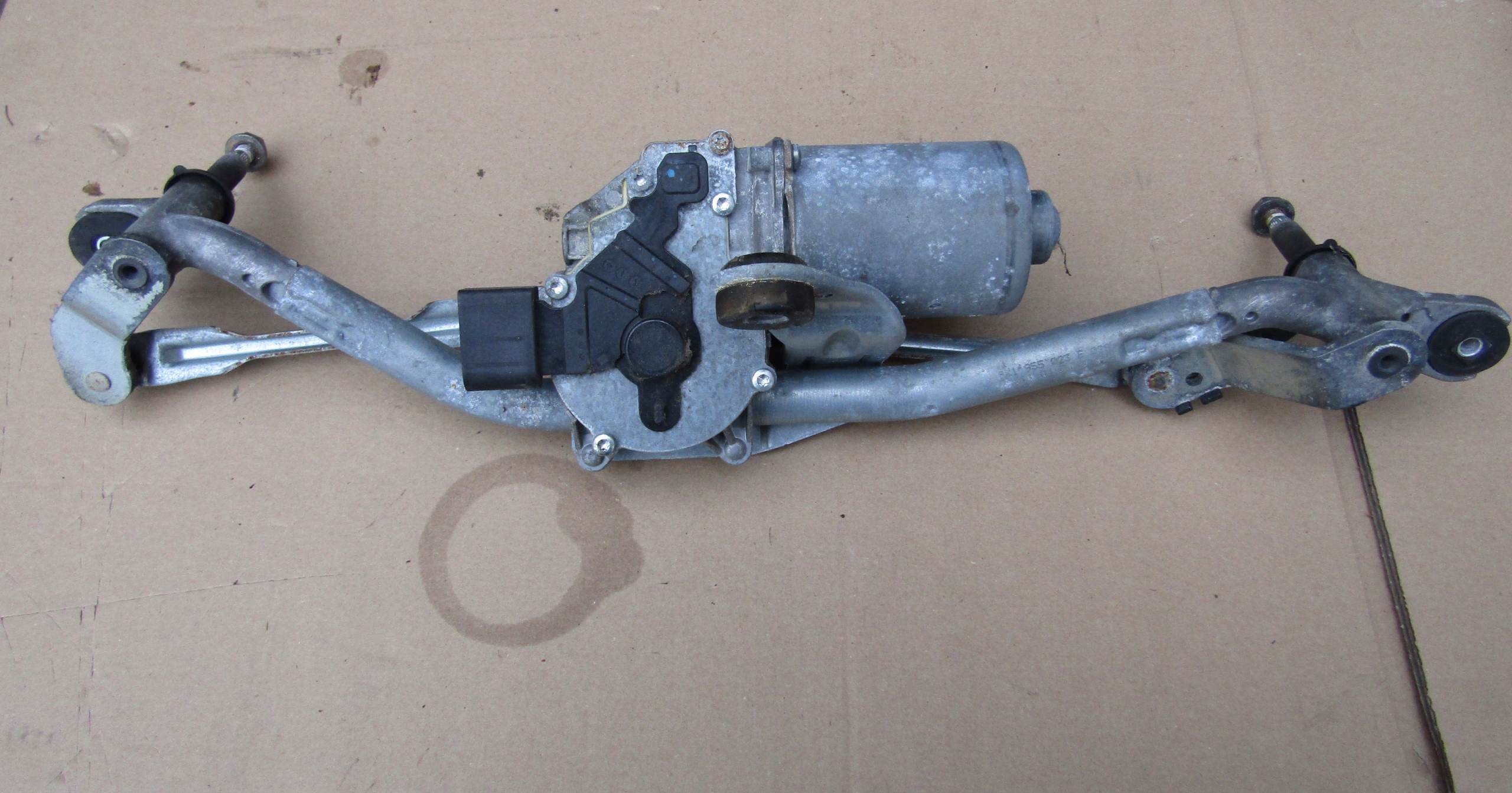 Wischergestänge AUDI A1 82B955119