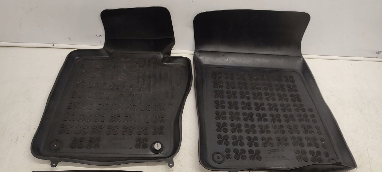 car carpet mats rubber BMW E83 X3 2,0D