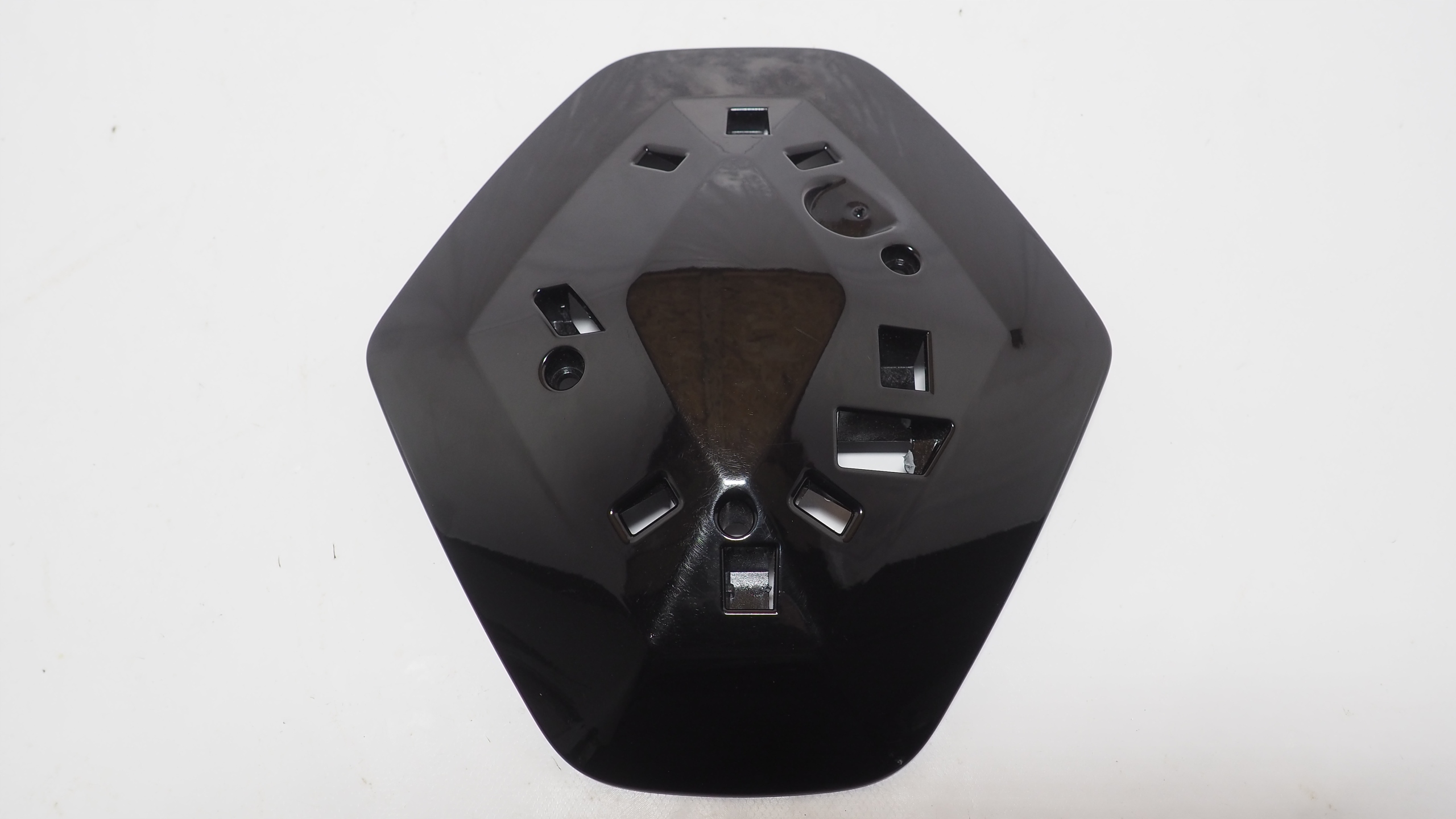 Renault logo emblemat 1120008X Numer katalogowy części 1120008X emblemat