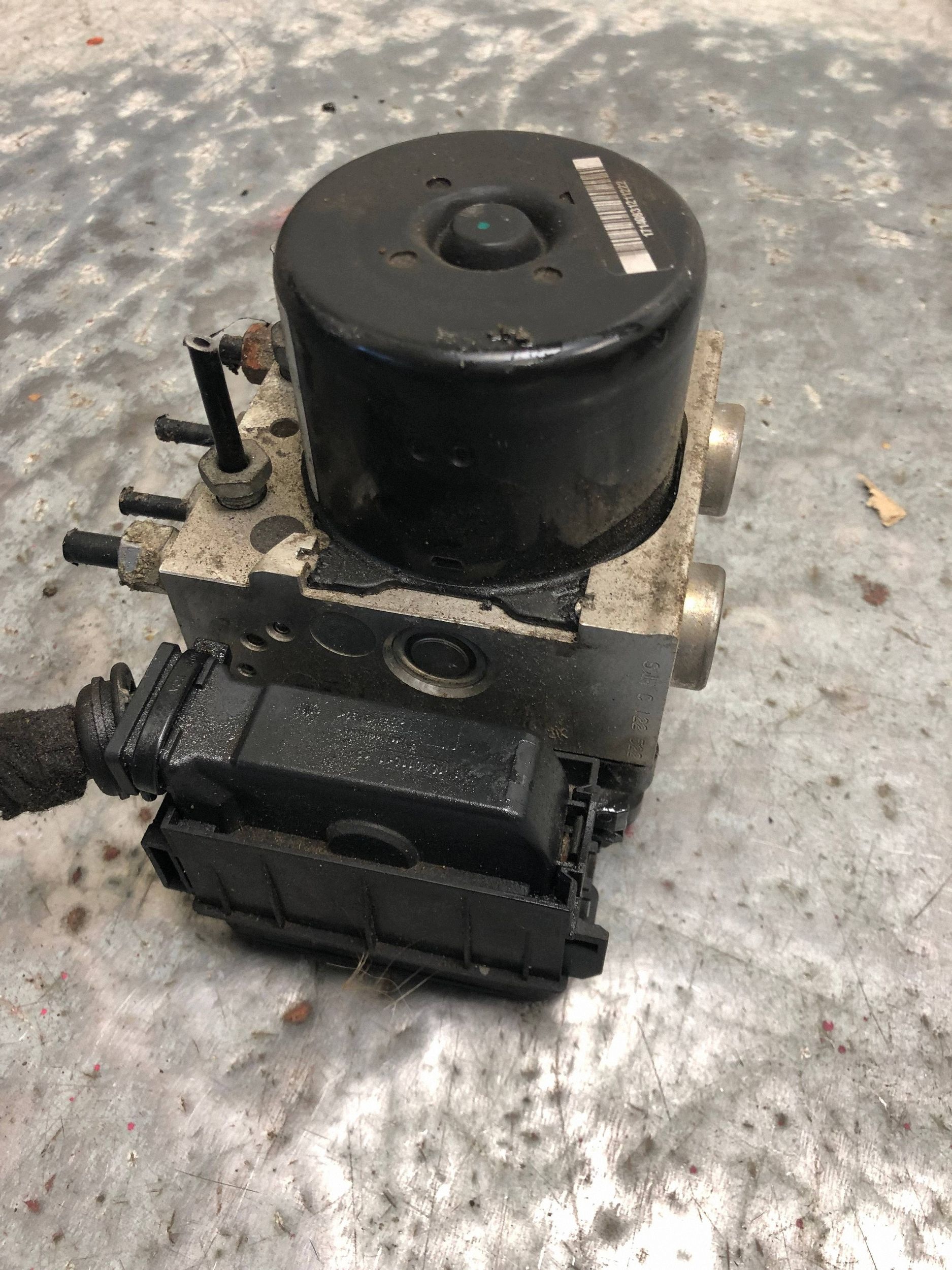 pump ABS OPEL ASTRA J 13379599
