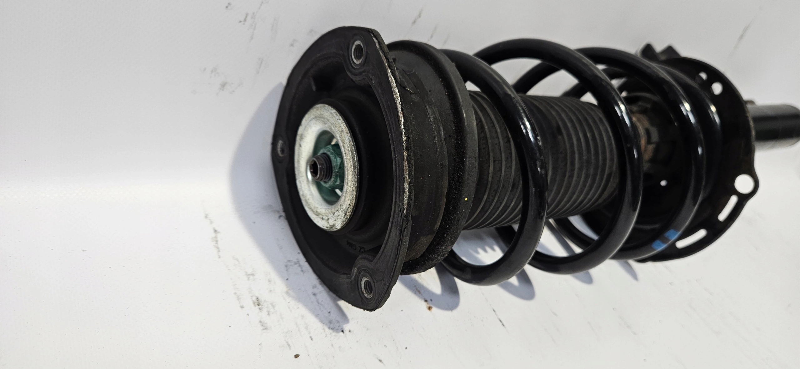 shock absorber left front GOLF VII OCTAVIA III 5Q0