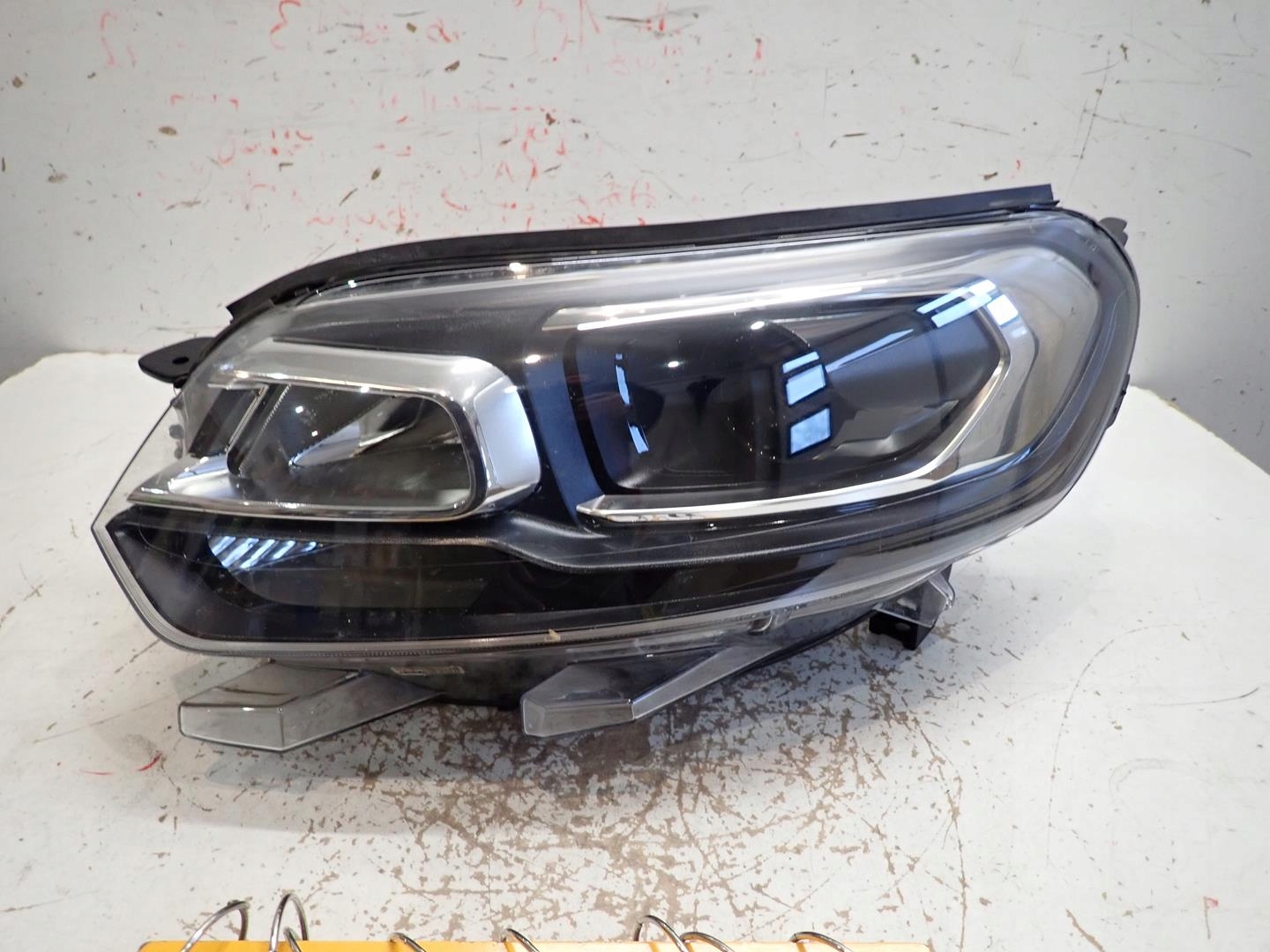 light front front left CITROEN JUMPY III 2016- BI-XENON
