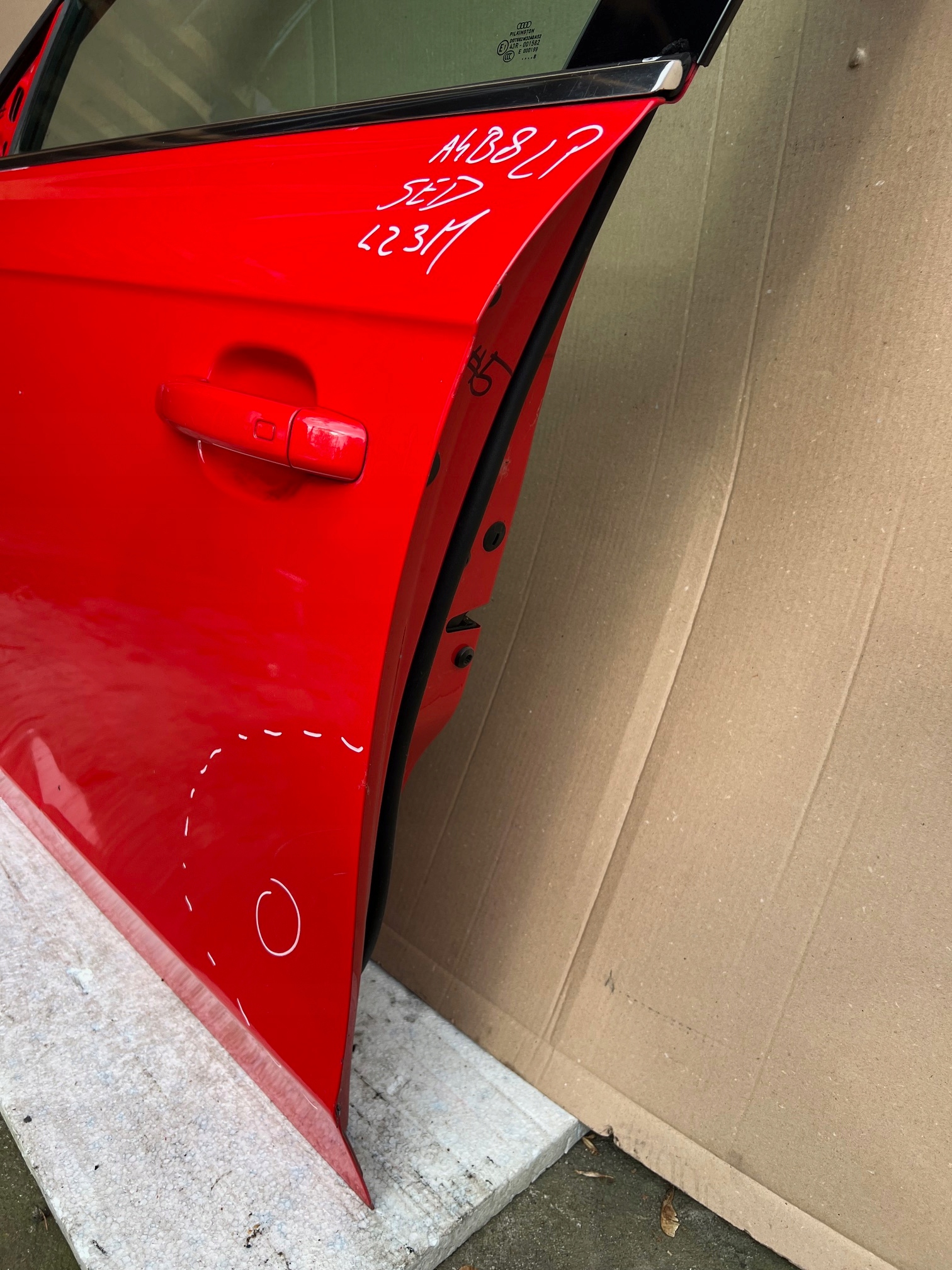AUDI A4 B8 door left front left front LZ3M
