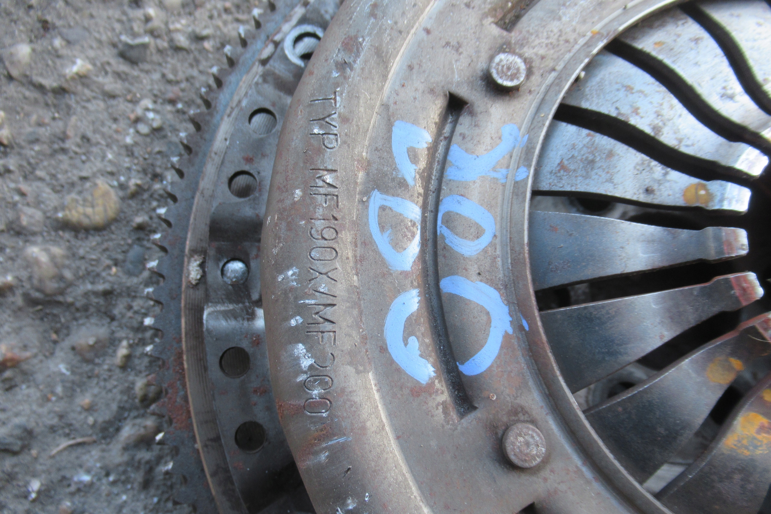 VW POLO 9N 1.2 08R clutch 03D105333