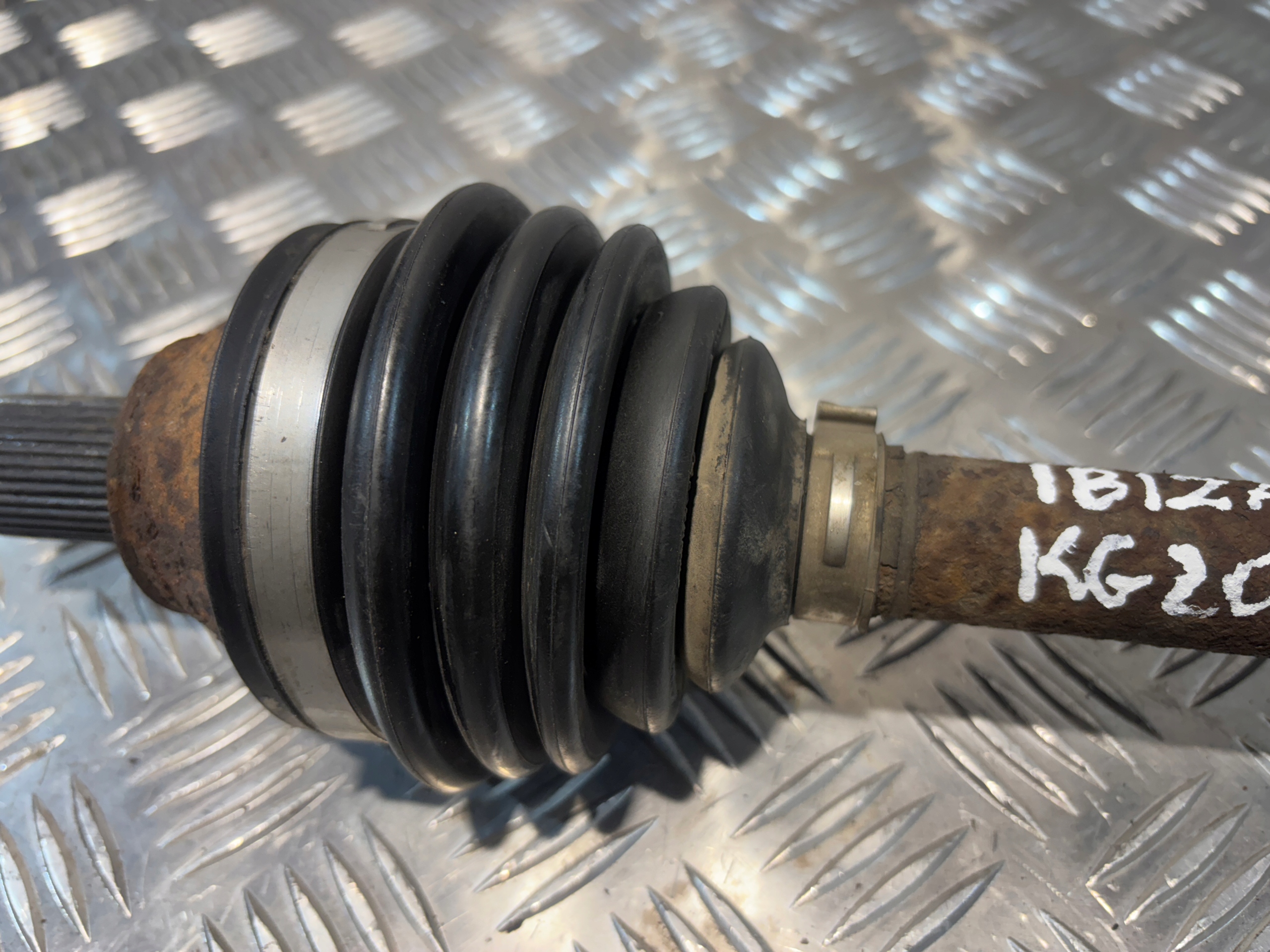semi-axis left front Seat Ibiza IV 4 1.2B