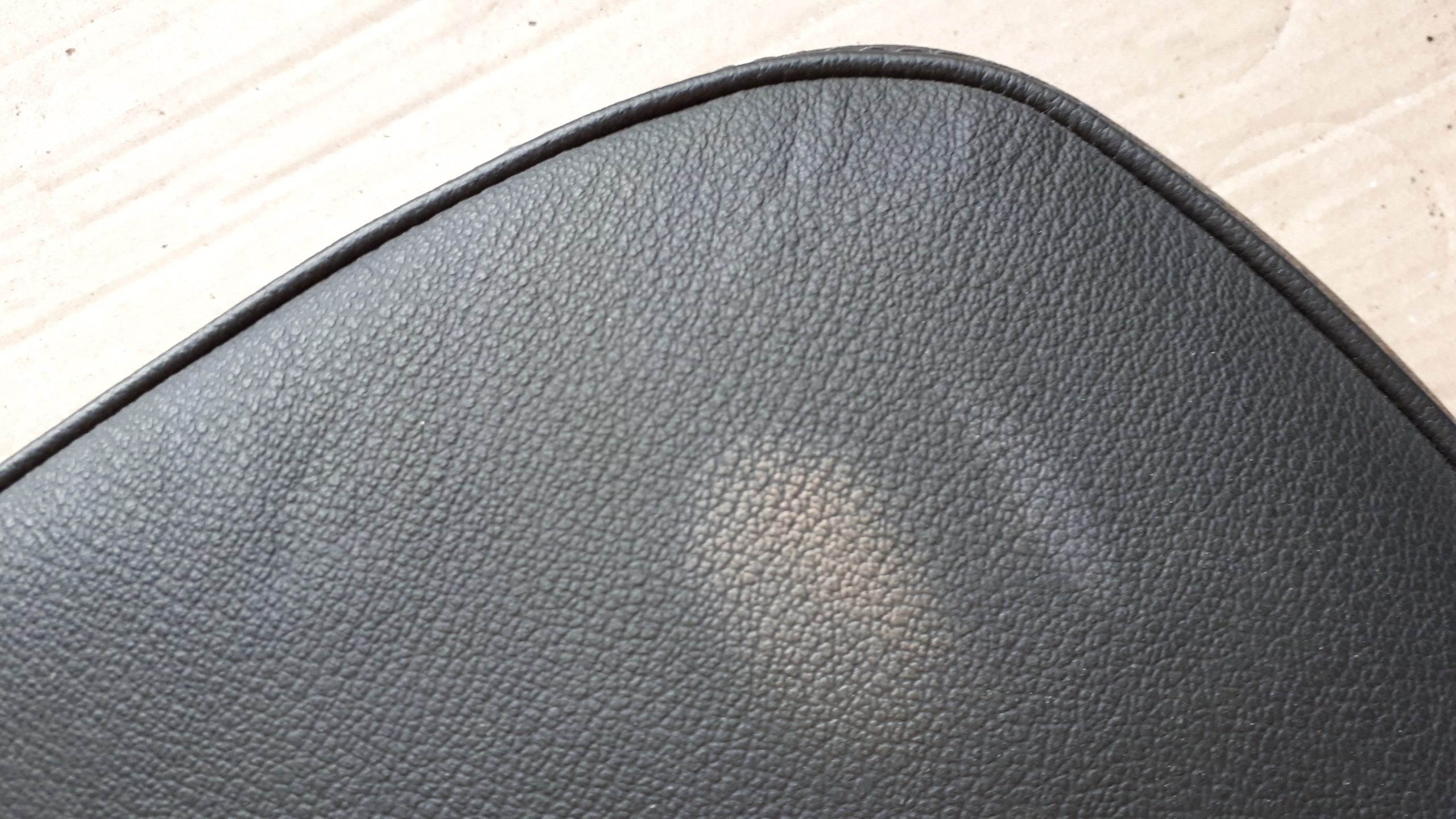 A5 8T rest seat front left leather black
