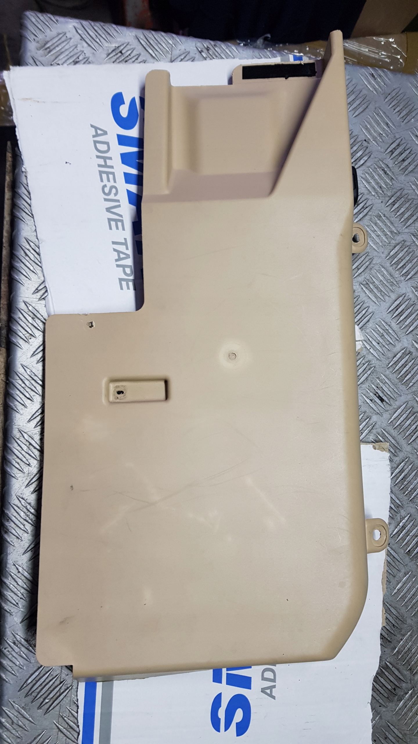 MERCEDES W163 ML KLAPKA Blende Abdeckung KOKPITU A163680128
