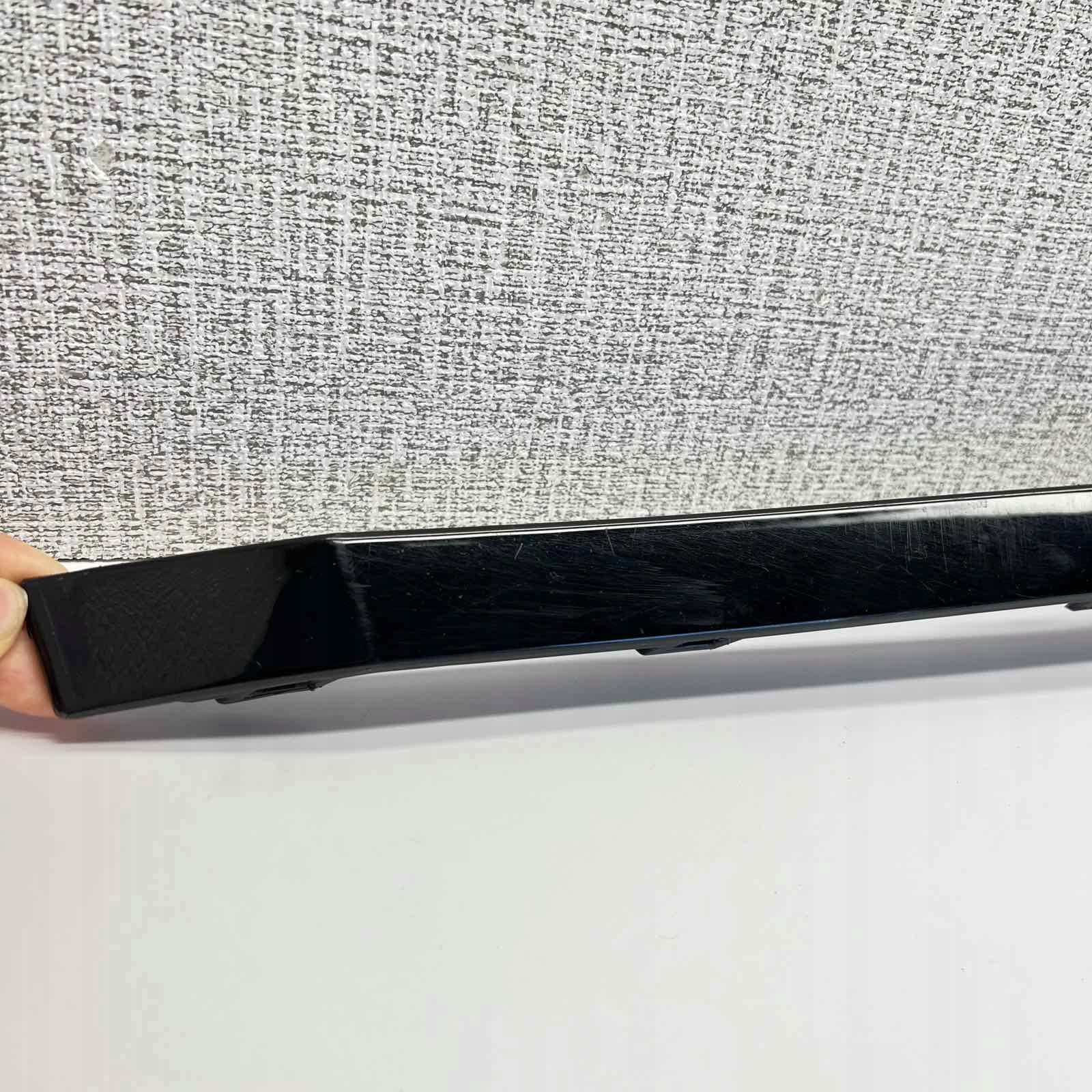 RANGE ROVER VELAR 2017- moulding bumper left rear part J8A2-17D753-BA