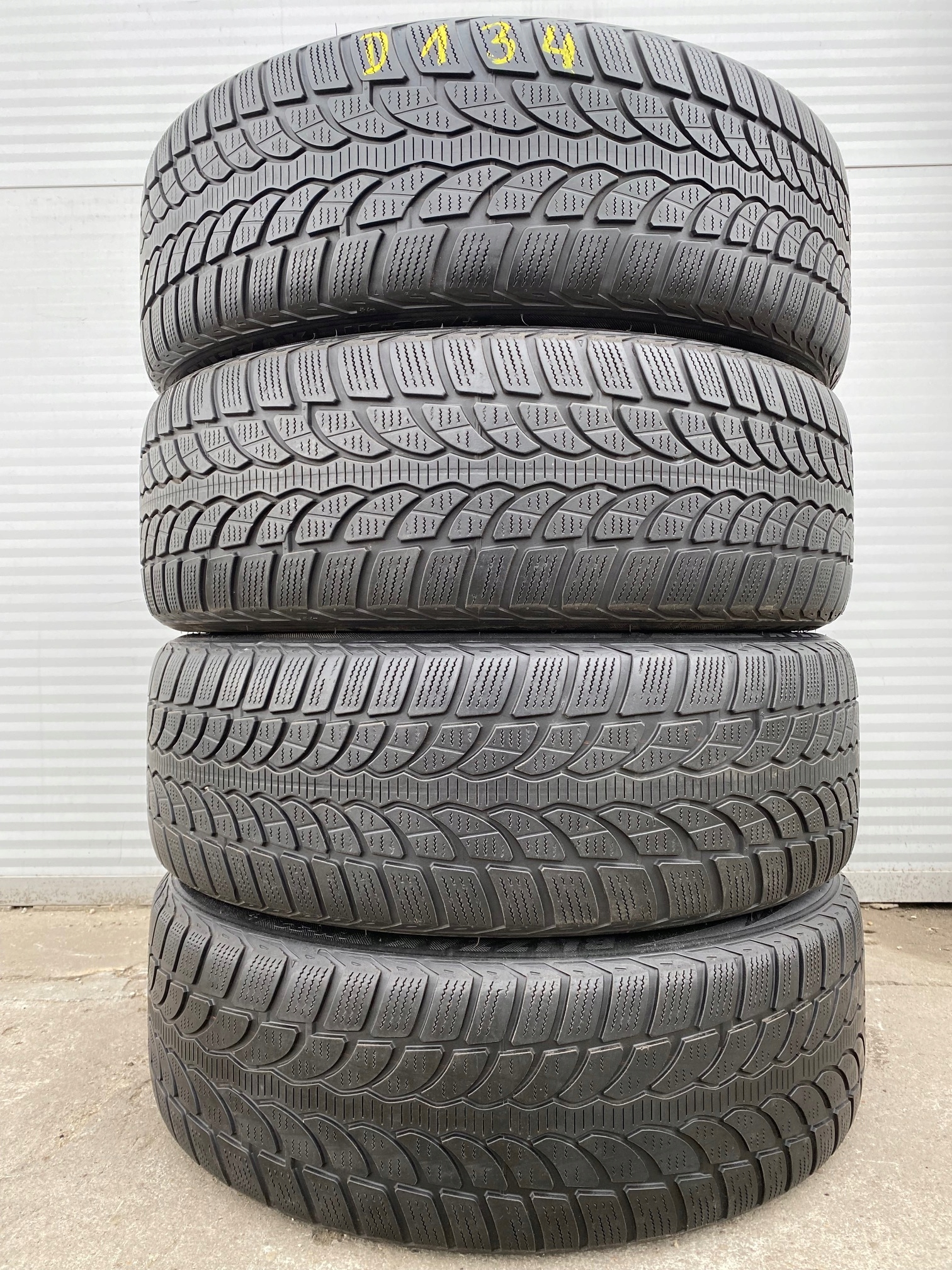 ORYGINALNE KOŁA ZIMOWE BMW i8 I12 I15 215/45/20 Odsadzenie (ET) 40