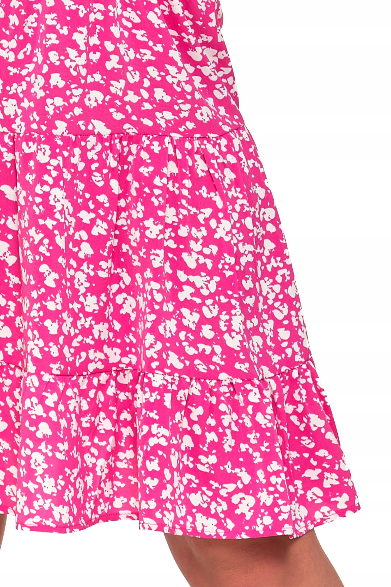 SUKIENKA DAMSKA LETNIA ROZKLOSZOWANA Z RĘKAWEM MOTYLKOWYM MODNA MORAJ R.S Kolor różowy