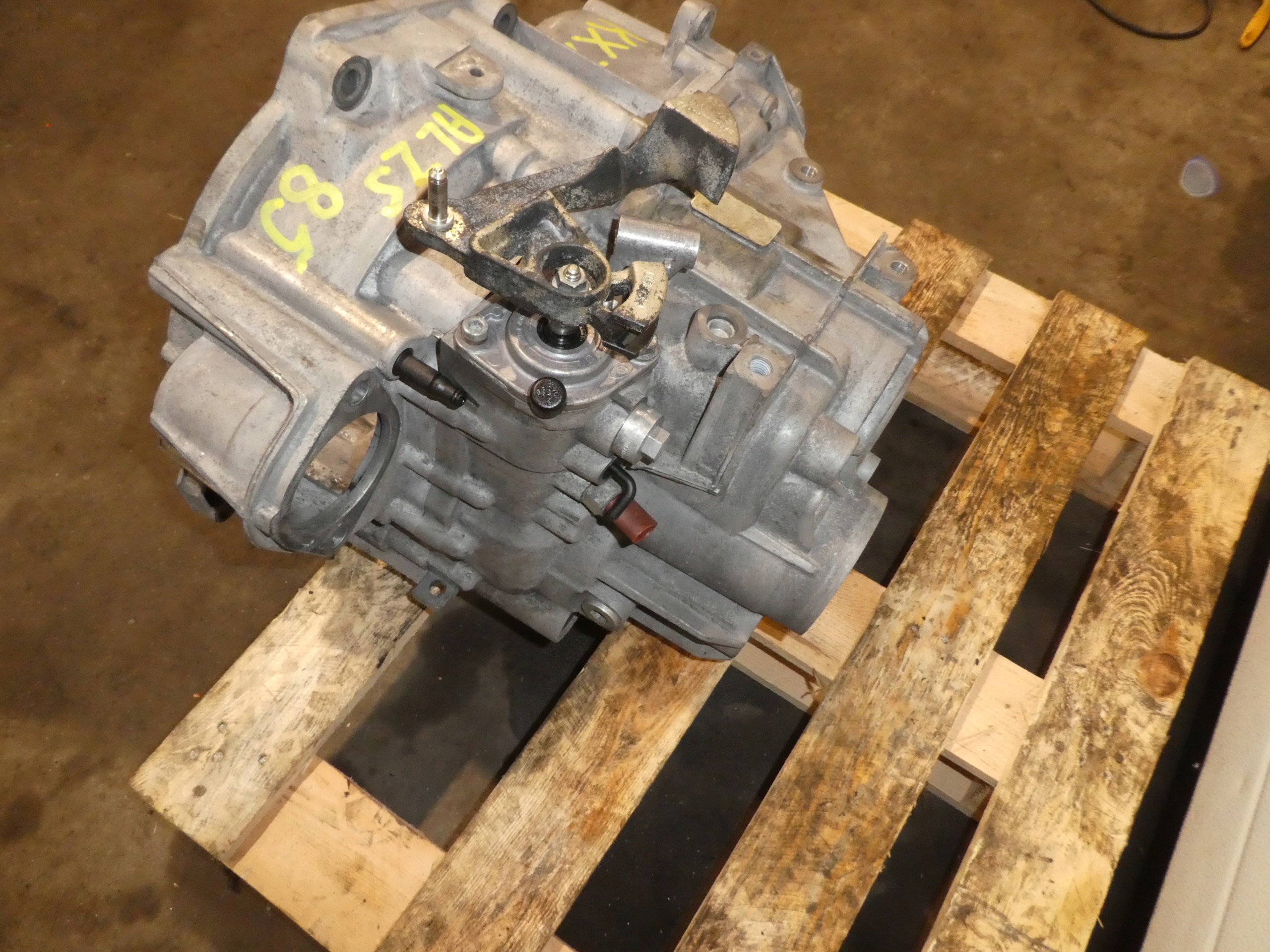 GETRIEBE VW AUDI SEAT SKODA TSI KXZ