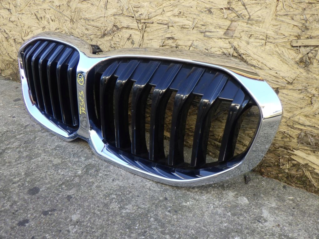 BMW 1 F40 grill grille