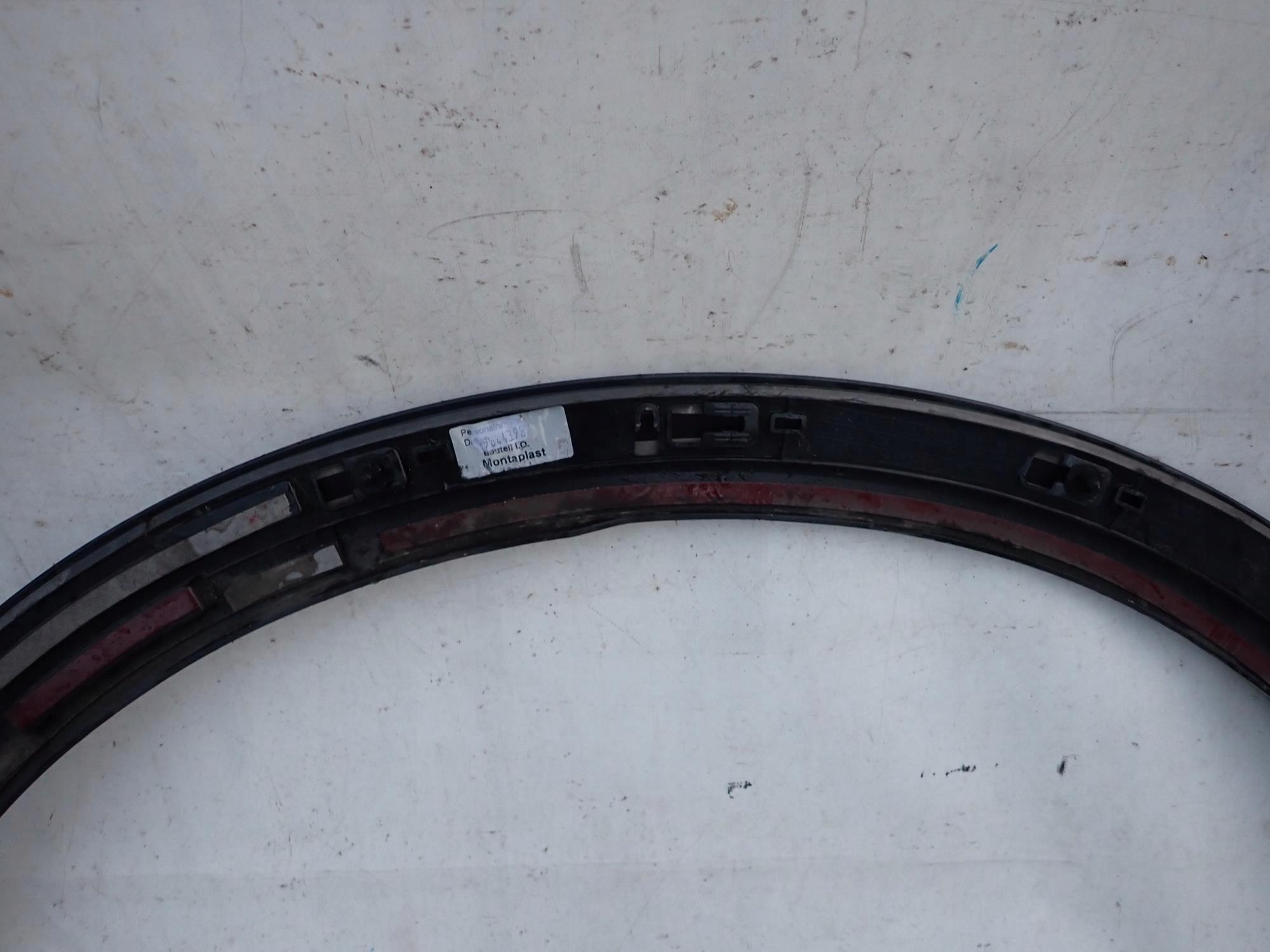 AUDI Q8 E-TRON 18-> moulding cap left front