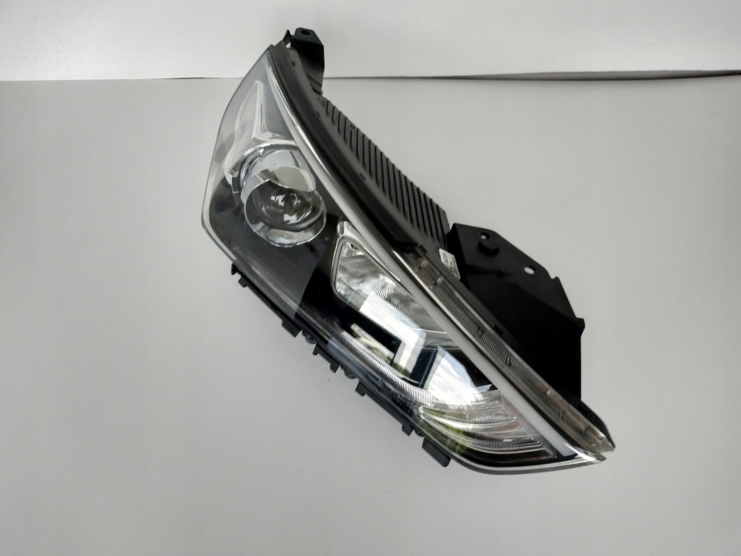 light right REFLEKTOR HYUNDAI IONIQ 17