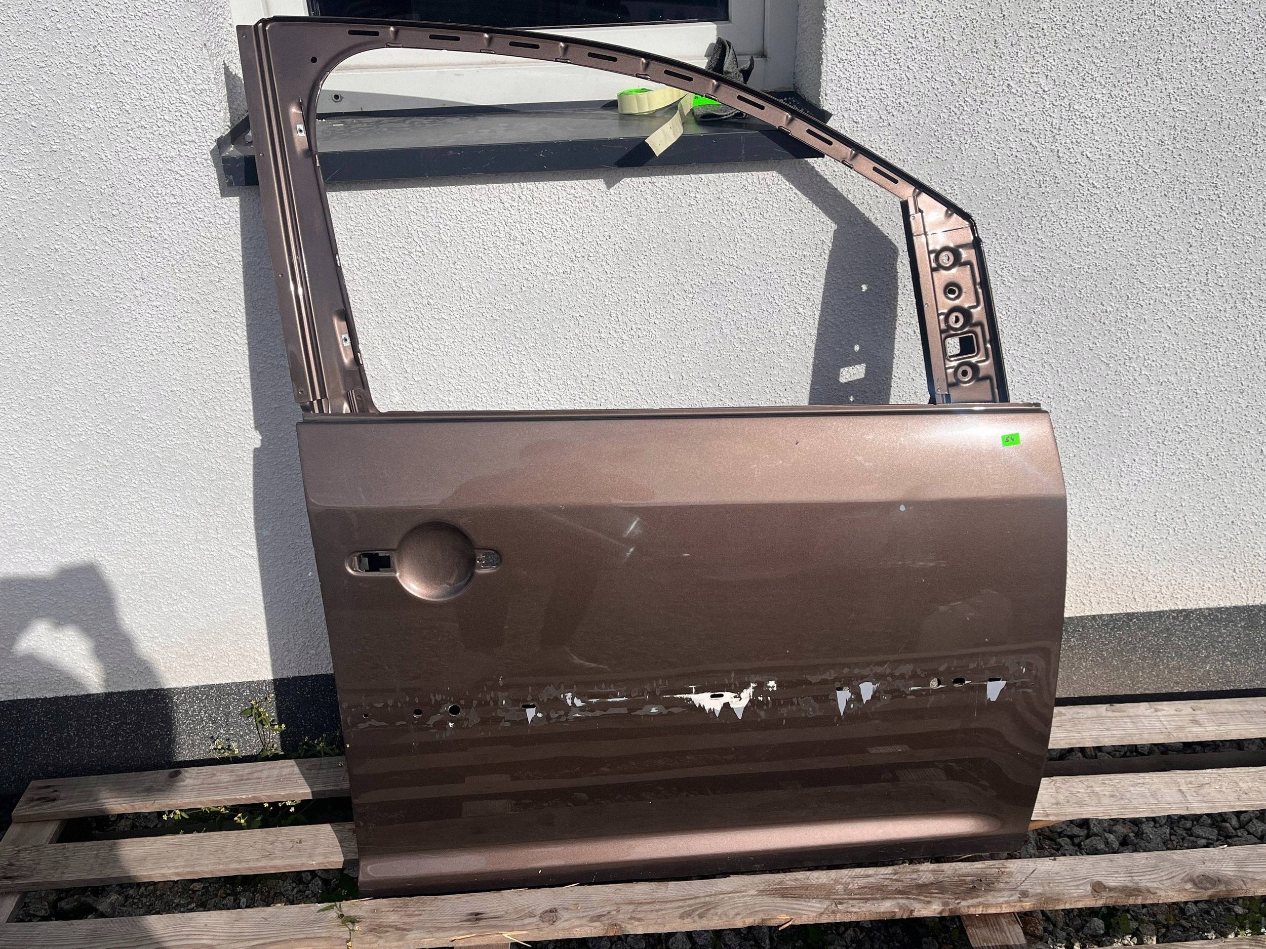 dveře přední pravá strana VOLKSWAGEN CADDY 10-15 2K0831056B @M