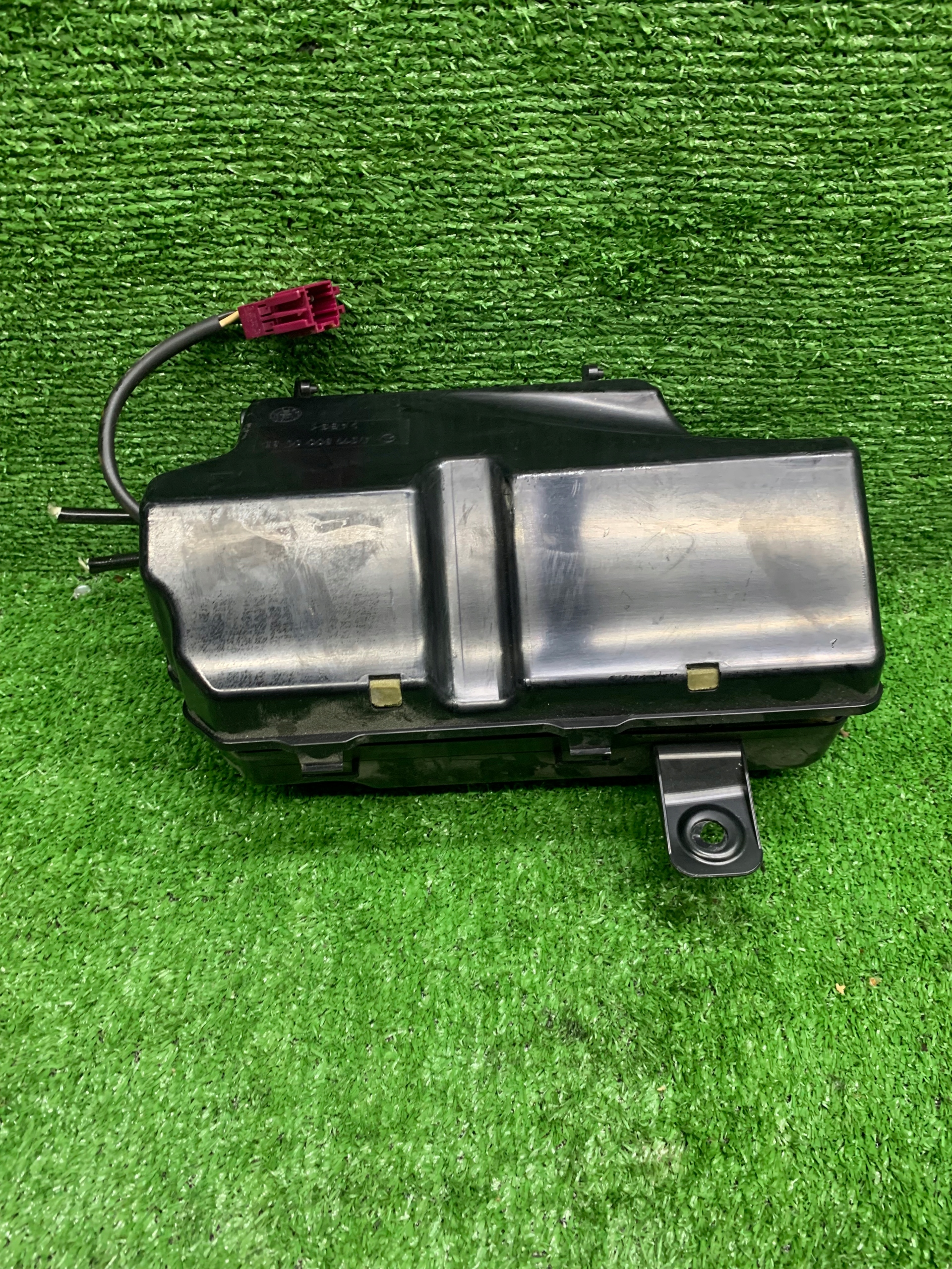 POMPA KLAPY TYŁ MERCEDES W211 KOMBI 2118000848