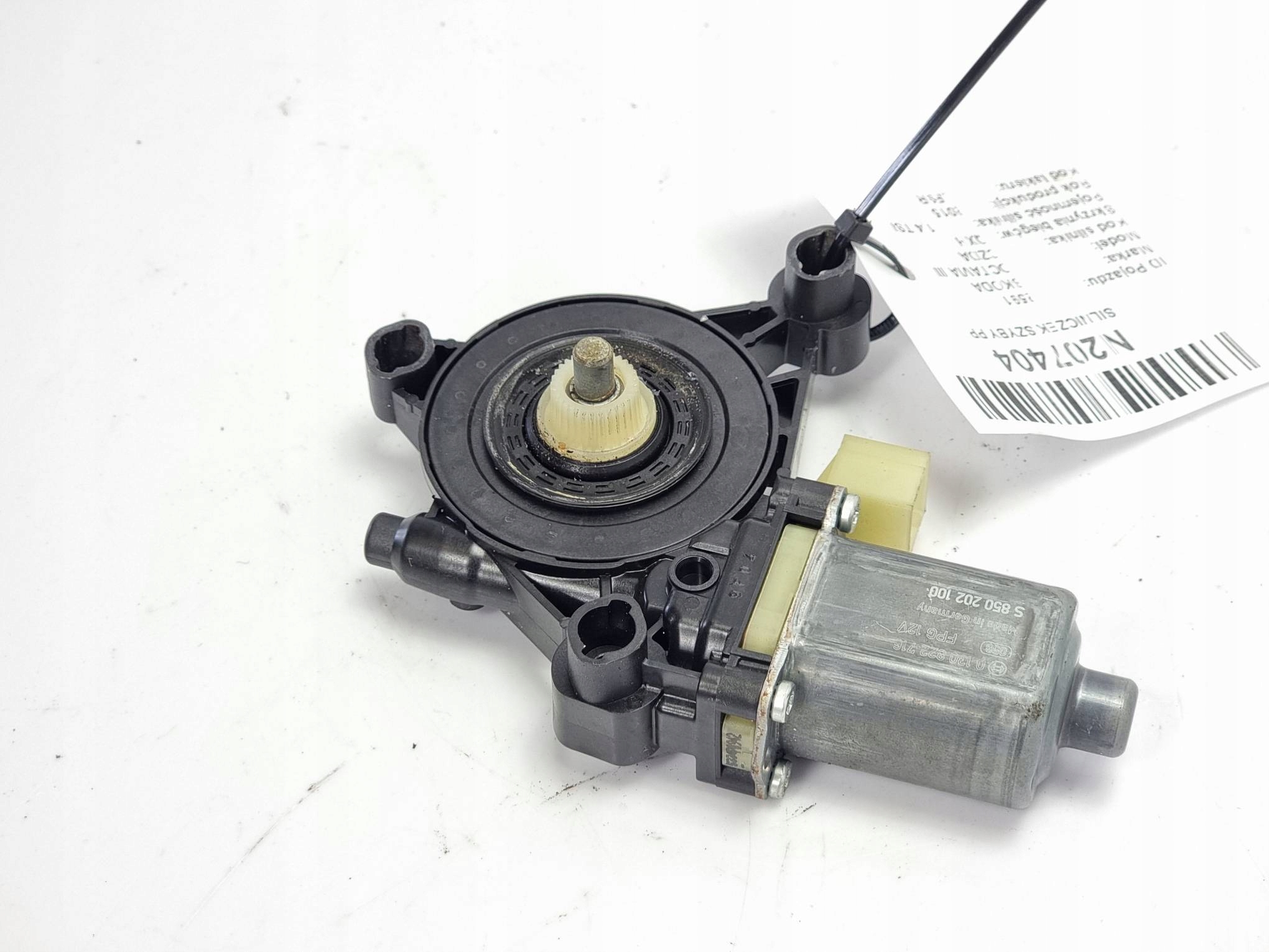 mini motor windows right front 0130822716 SKODA OCTAVIA III