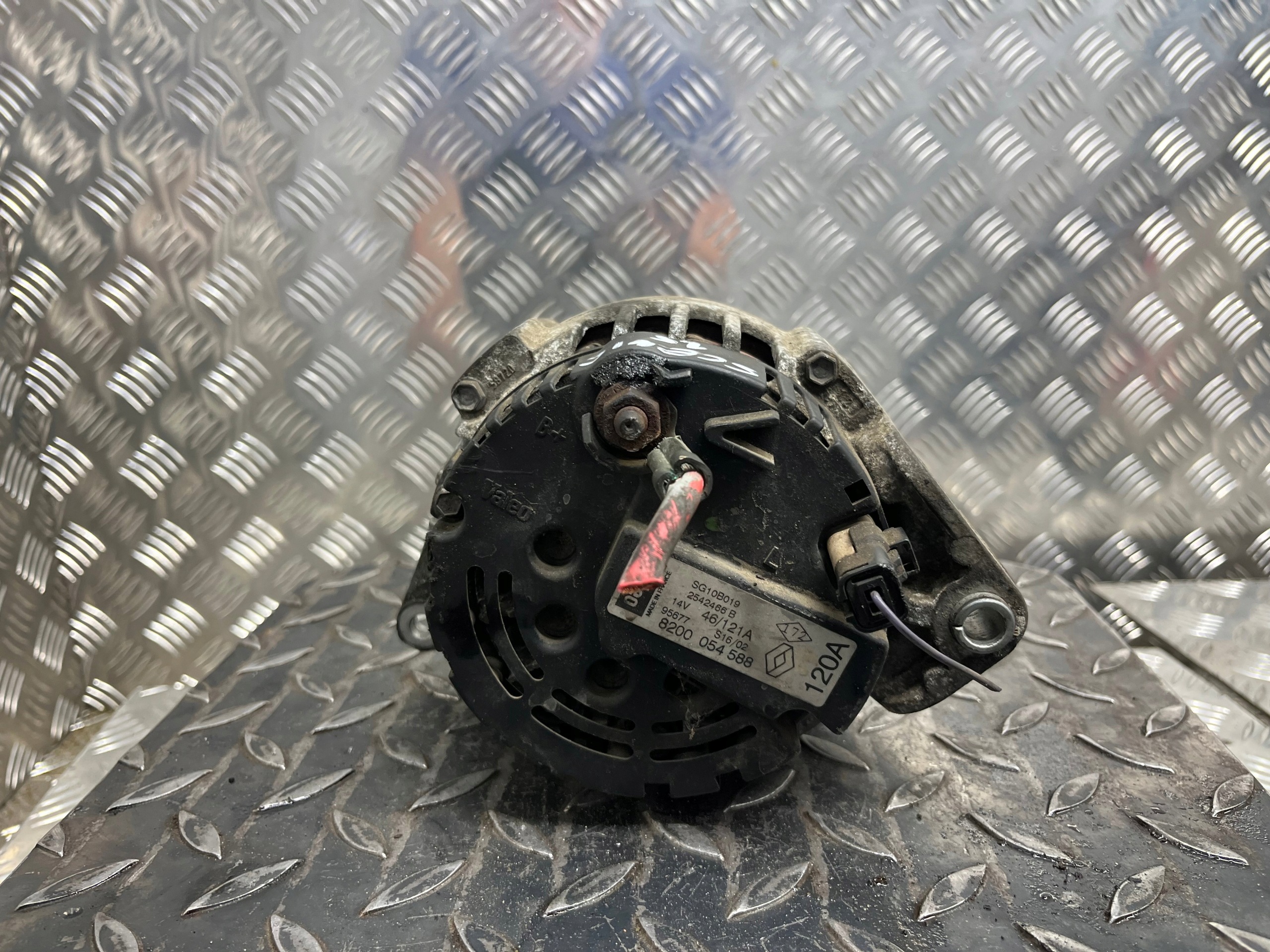 ALTERNATOR RENAULT SCENIC 1 LIFT 8200054588 120A