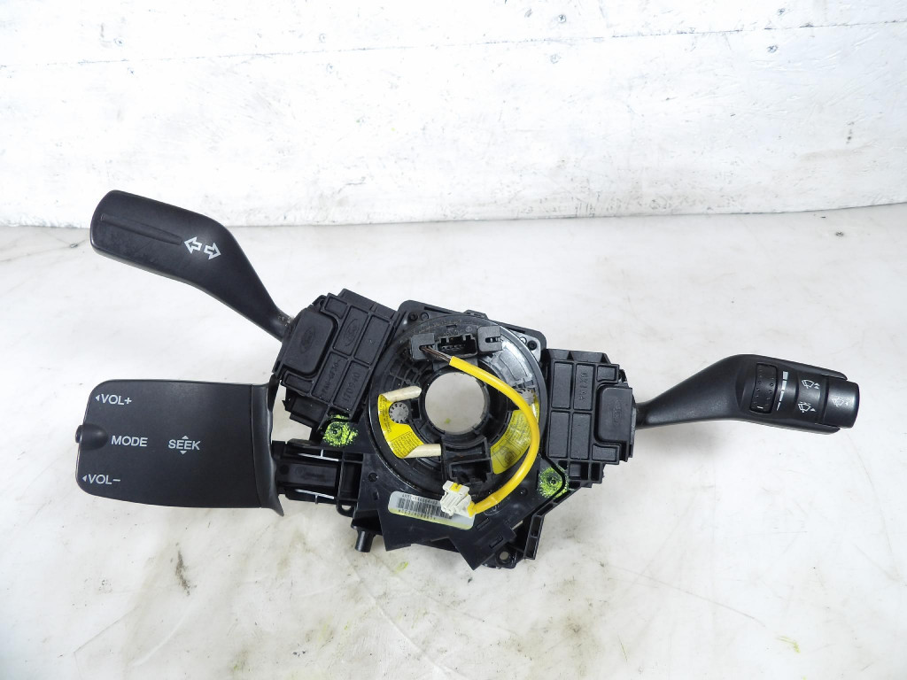 FORD FOCUS MK2 DEVIO LUCI TERGICRISTALLO TERGI 4M5T-13N064-BH