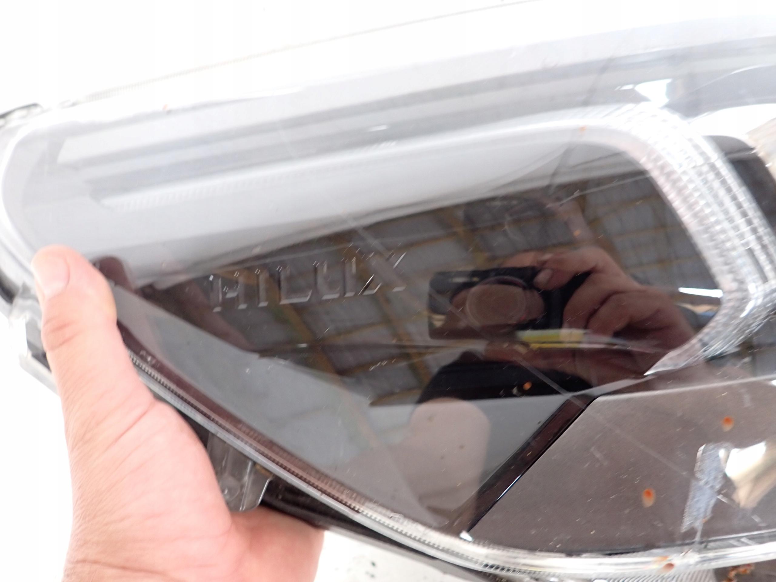 TOYOTA HILUX VIII LIFT 20- light right front front