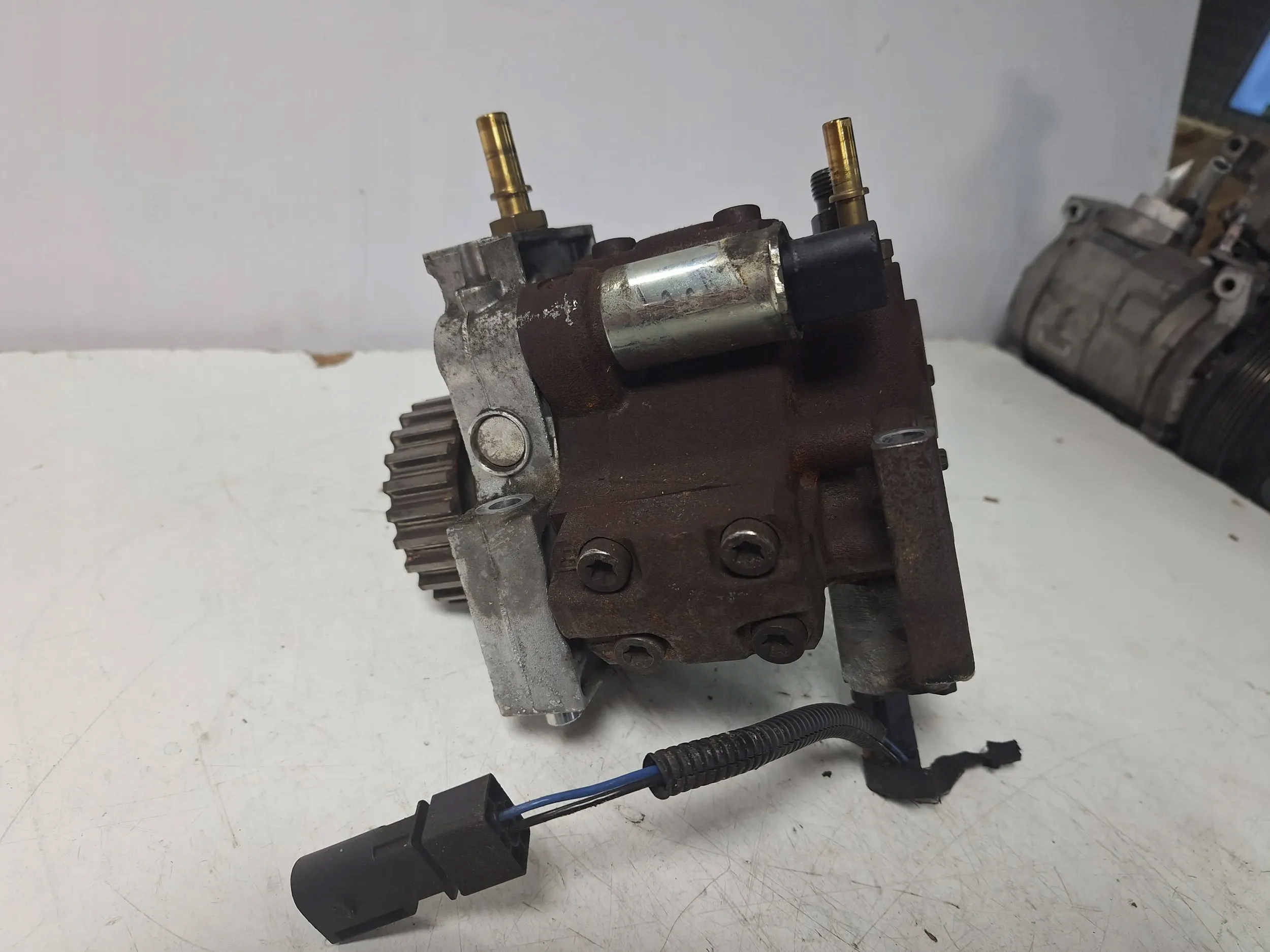 injection pump 4S7Q9B395AL Jaguar XF 2.7 D