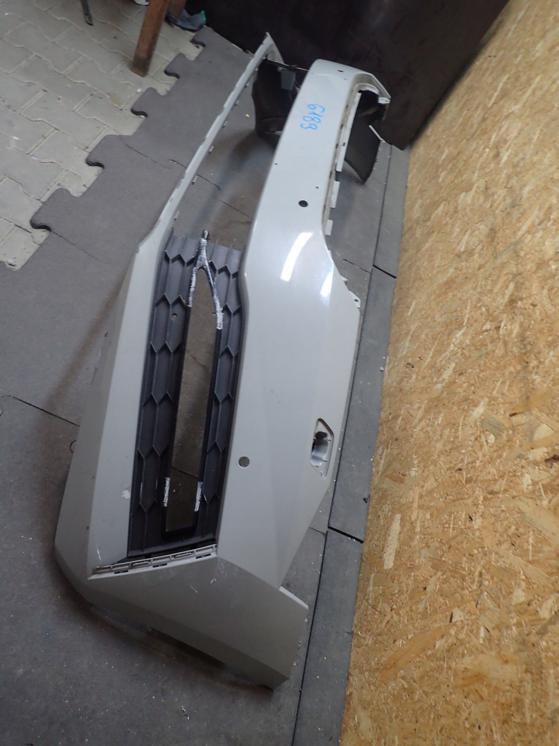 BUMPER FRONT SKODA SUPERB III LIFT