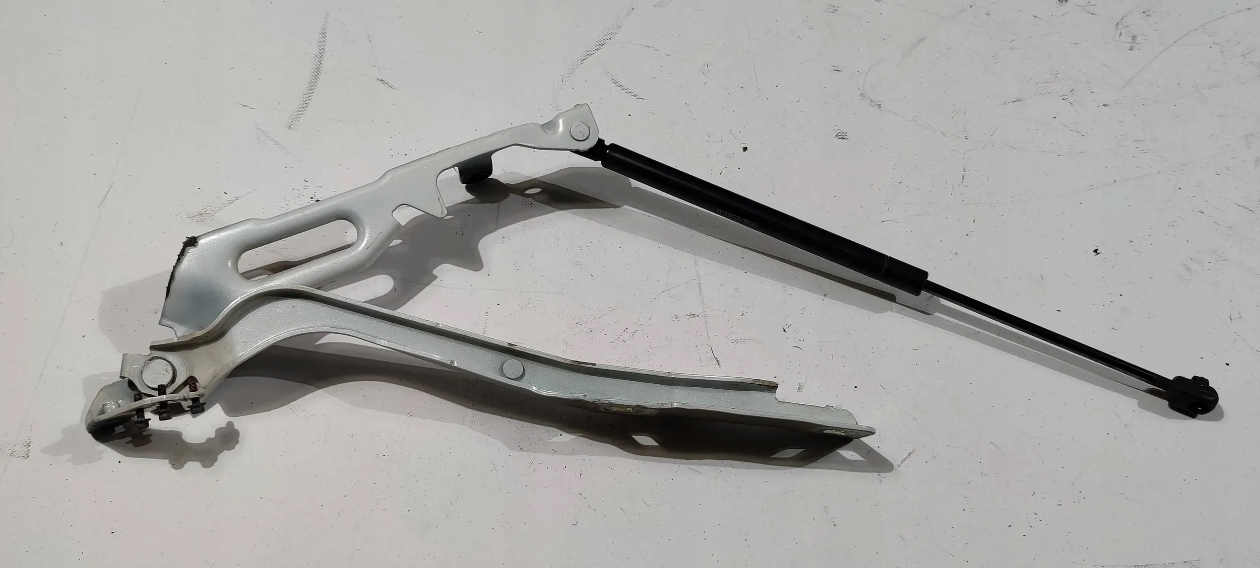 hinge bonnets damper right Ford F250 F350 2017
