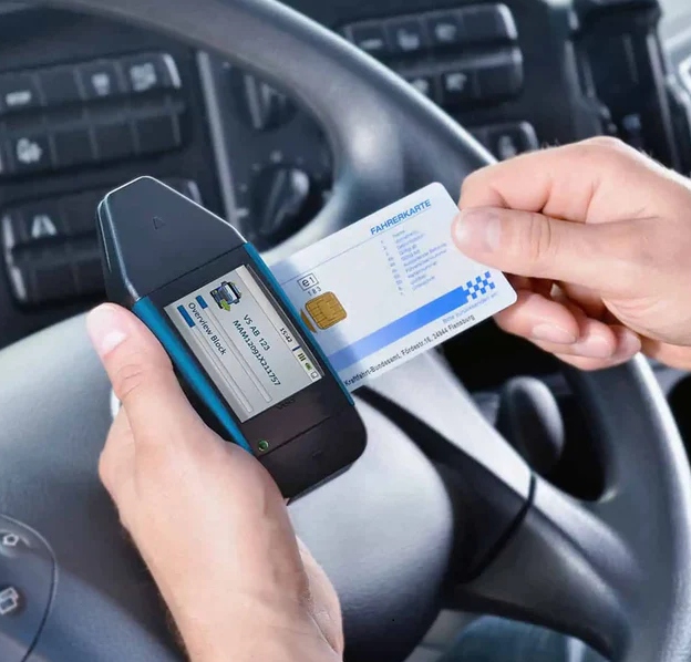 VDO DLK PRO S CZYTNIK TACHOGRAFÓW KART KIEROWCÓW SMART TACHOGRAF 4.1 G2V2 Marka VDO