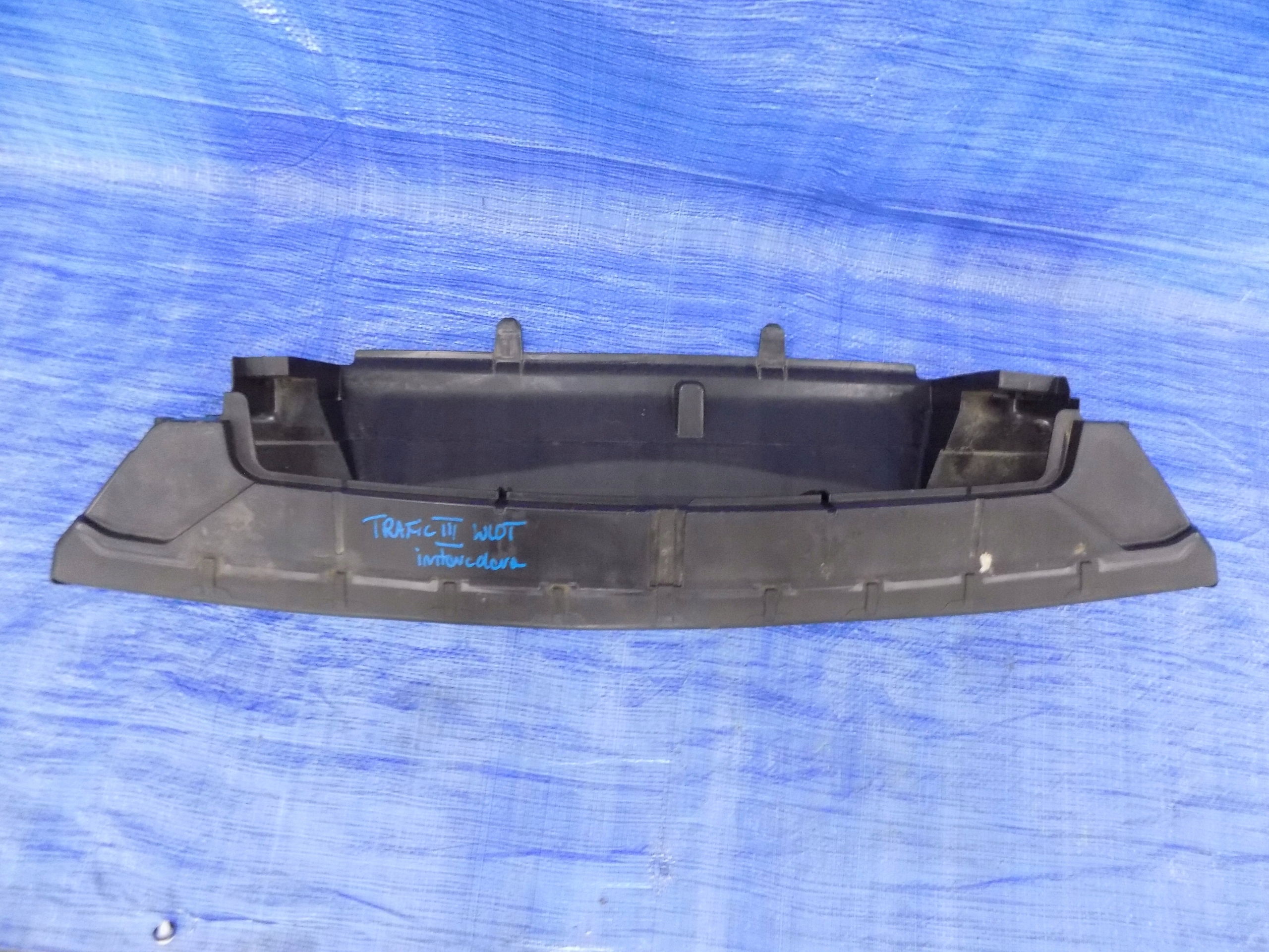 Zufuhr intercooler luft TRAFIC III 1,6DCI