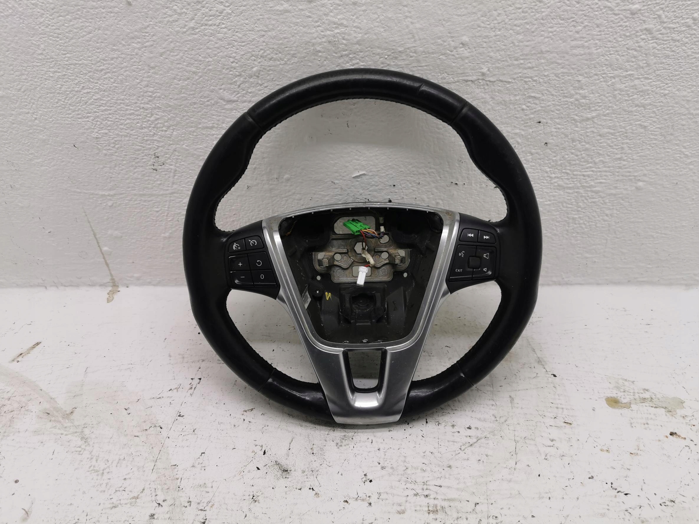 volante MULTIFUNKCJA VOLVO V60 e P31250592
