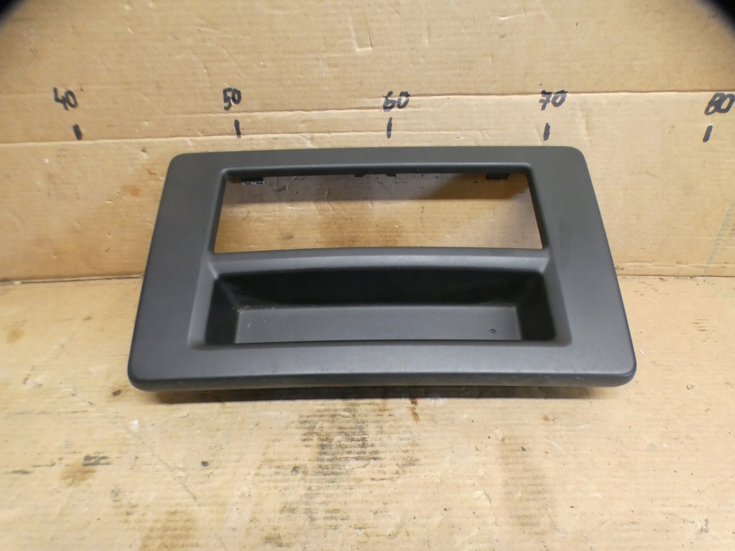 RENAULT EXPRESS Blende Abdeckung DEKOR RADIA 682602442R