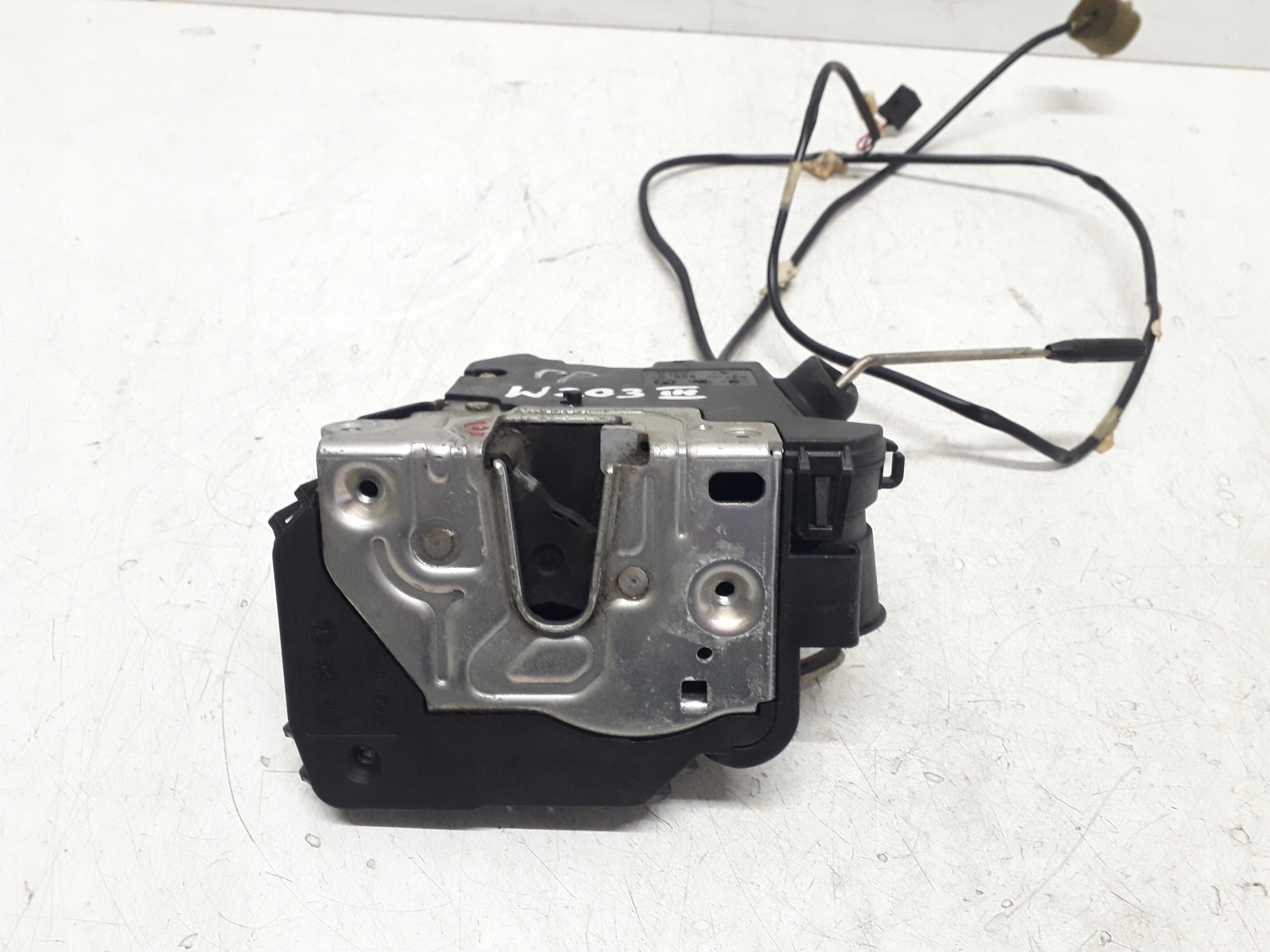 MERCEDES C KLASA W203 ZAMEK DRZWI PRAWY PRZEDNI 004138112612 0001193114