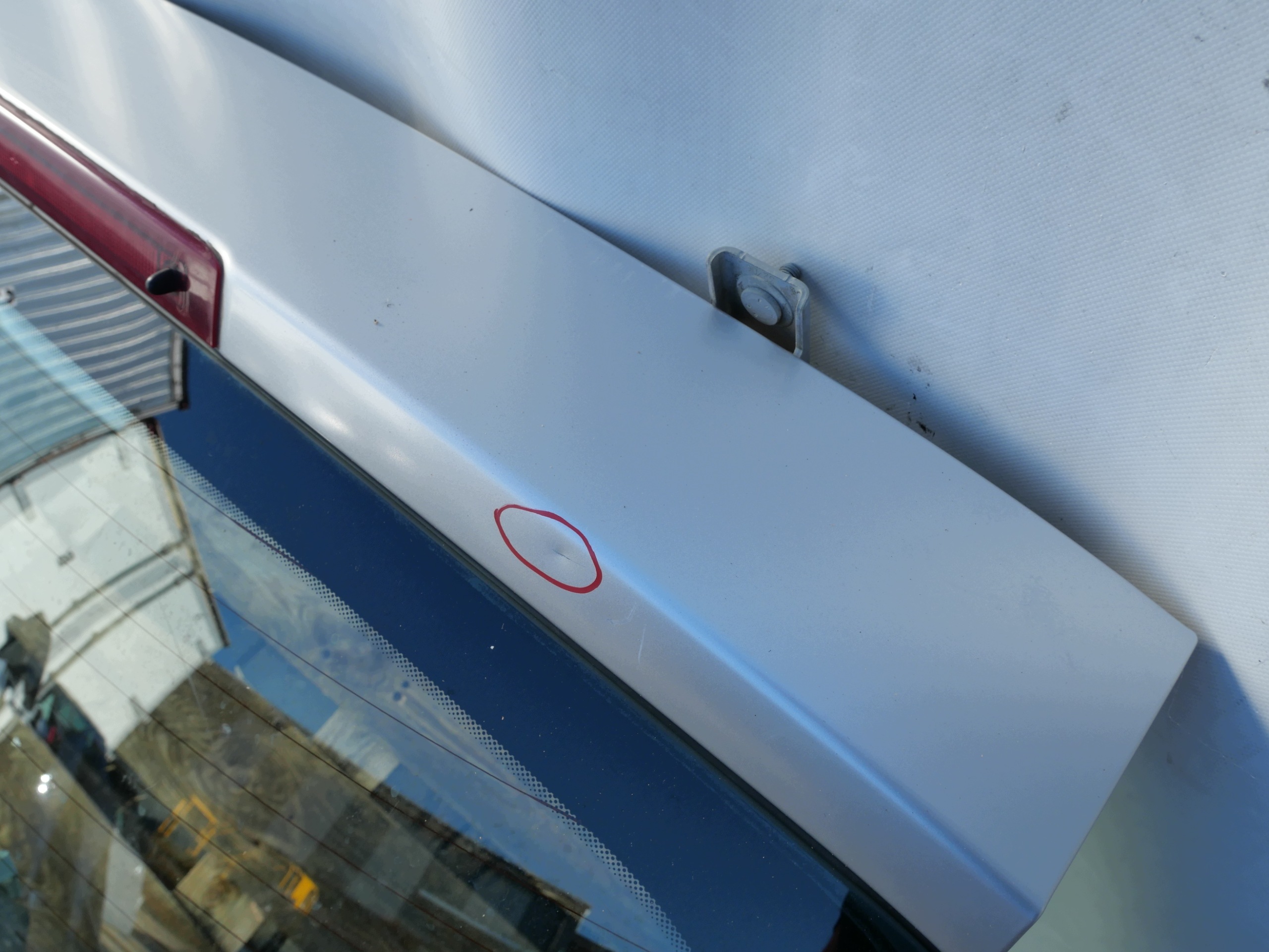 rear trunk door RENAULT CLIO III