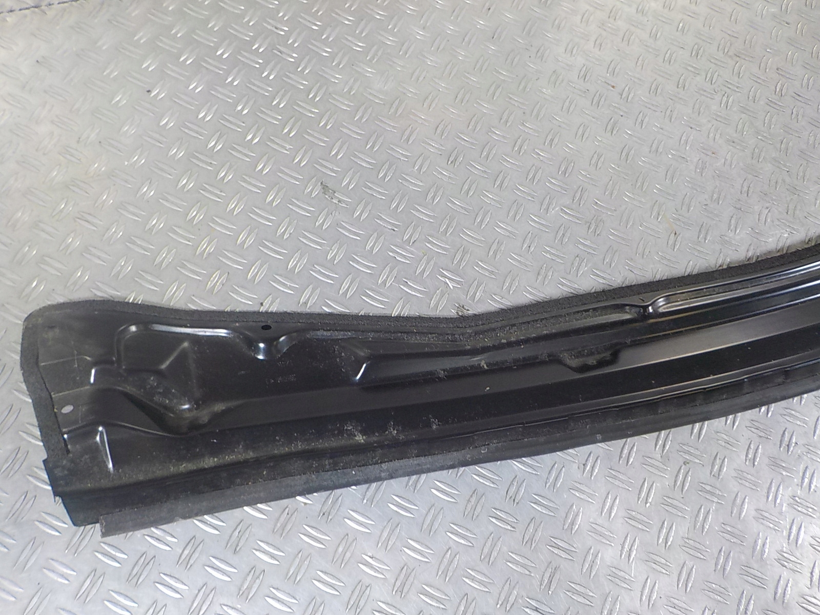 MASTER IV 19- PODSZYBIE DOLNE METAL Producent części Renault OE