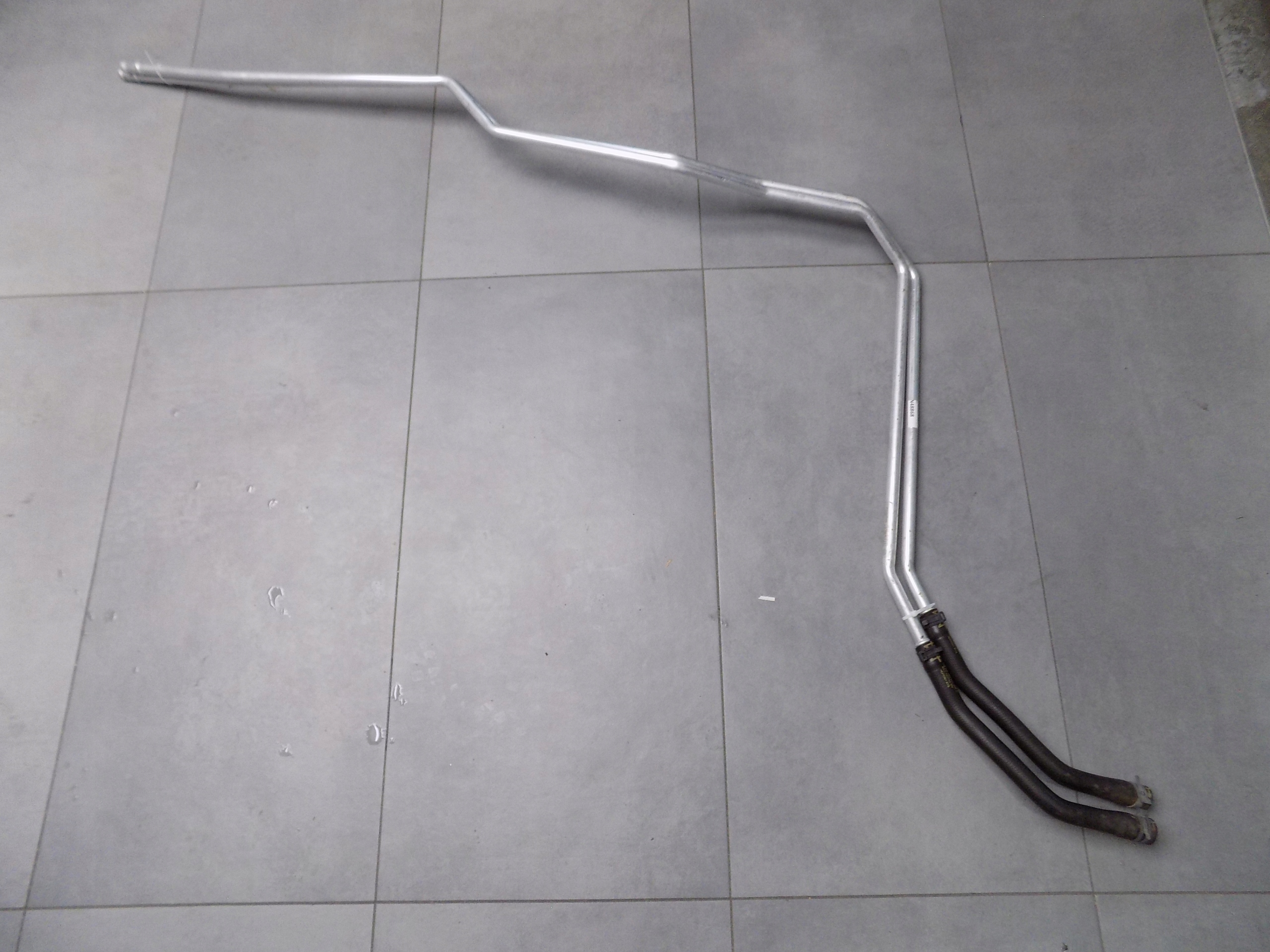 VW T5 LIFT RURKI prijenos vode 7E3819885A