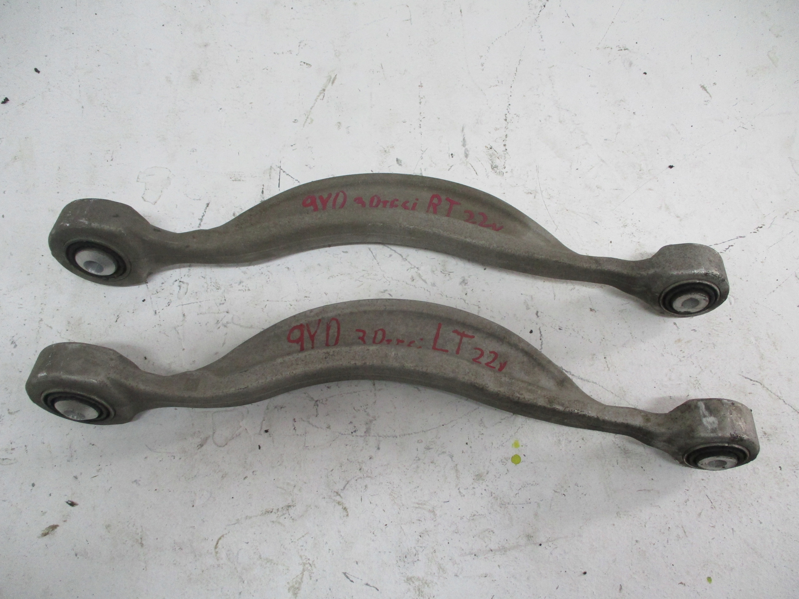 Querlenker rechts PORSCHE CAYENNE 9Y0 22R hinten heck