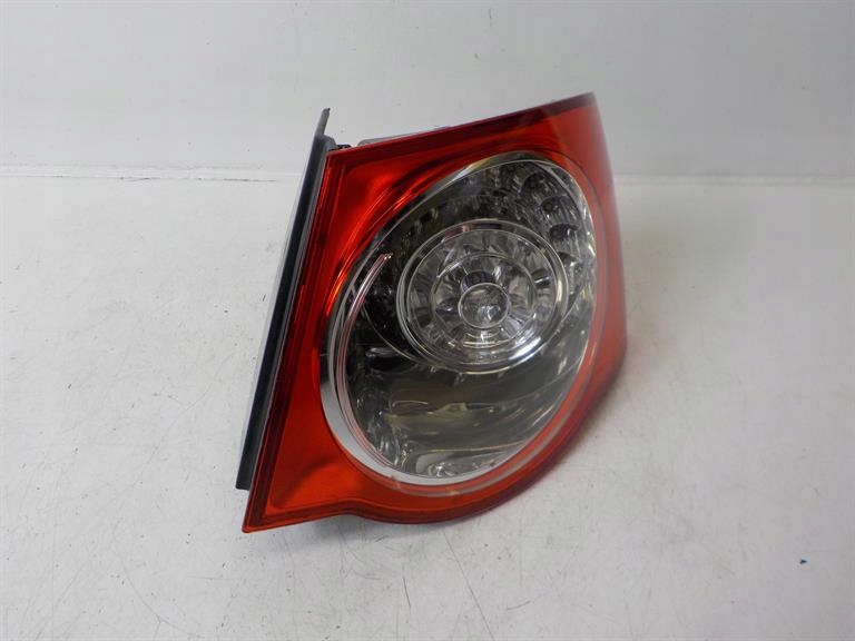 VOLKSWAGEN JETTA V light right rear part rear