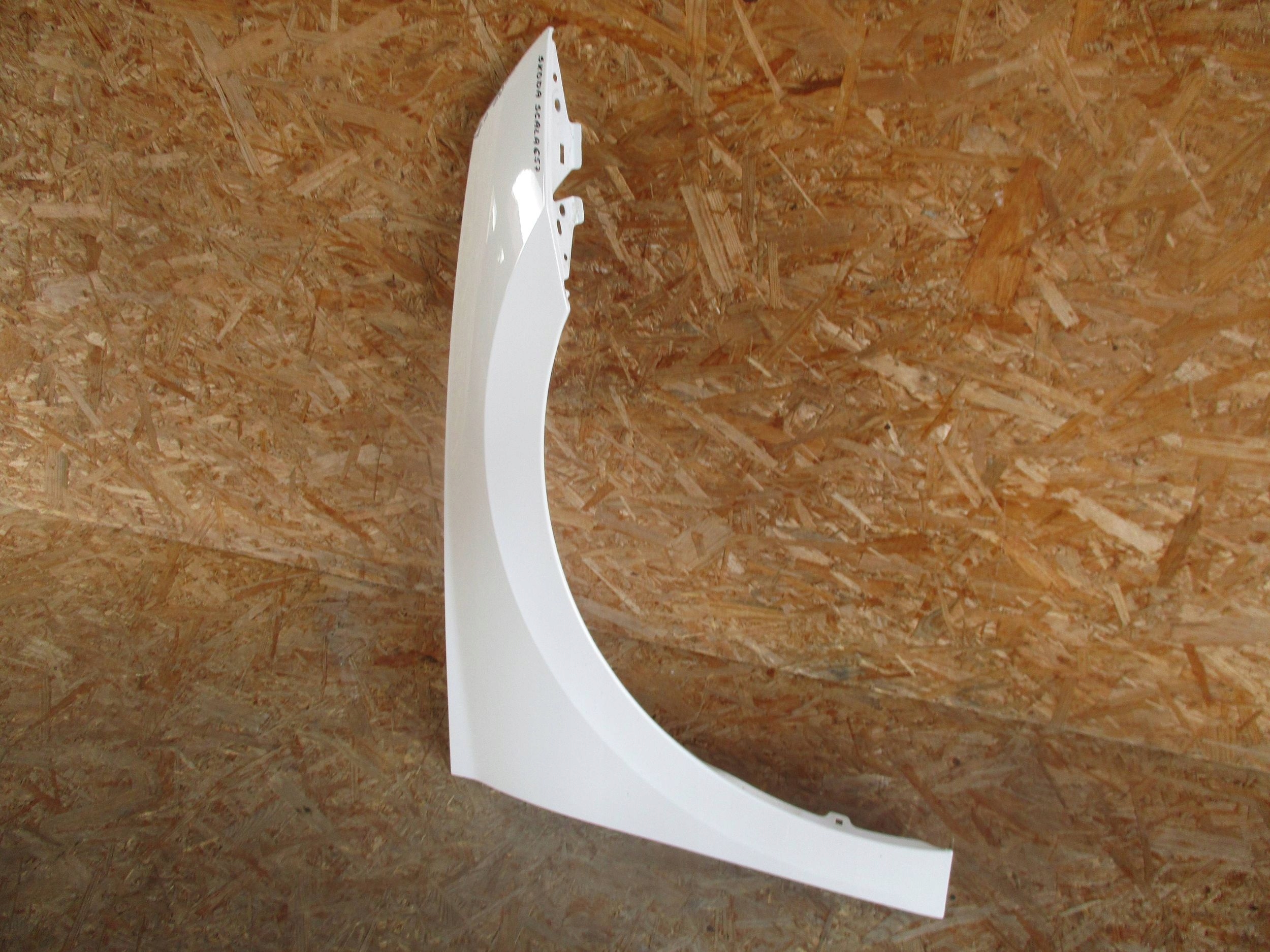 fender front front right SKODA SCALA 657