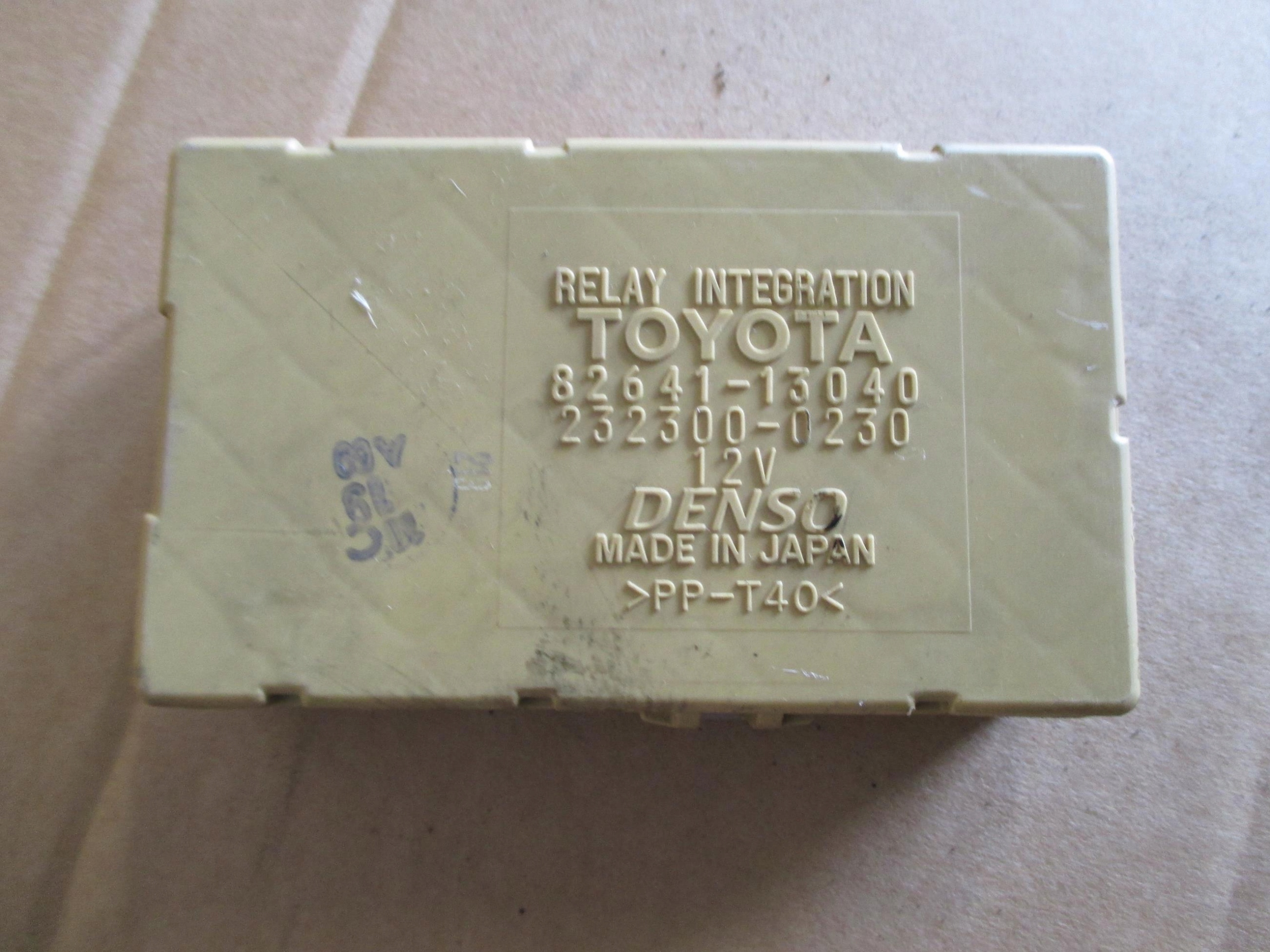 TOYOTA COROLLA VERSO MODUŁ STEROWNIK 82641-13040